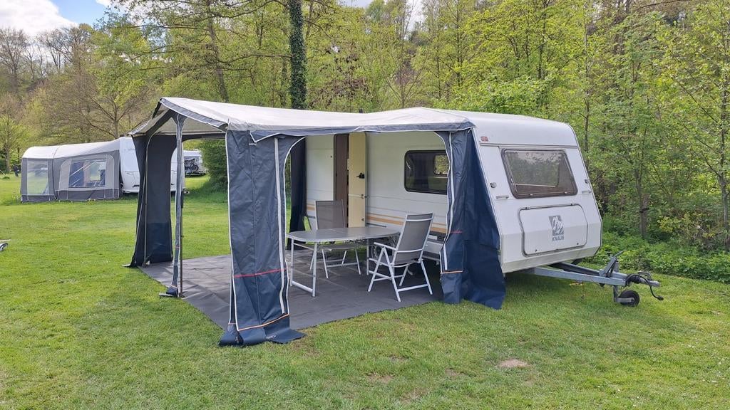 Knaus 440 1993 5-persoons met voortent en fietsen rek, Dwars-stapelbed, Rondzit, Luifel, 750 - 1000 kg