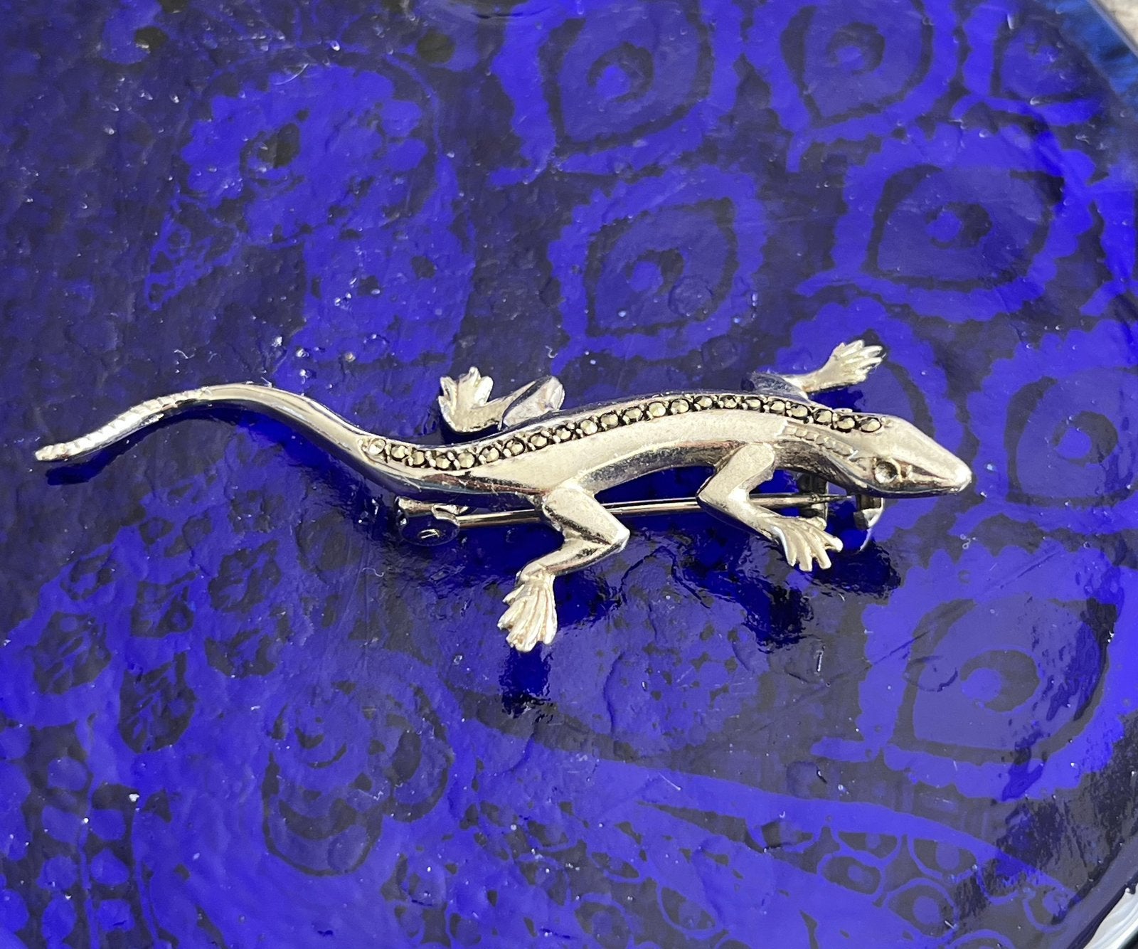 Mooie zilveren salamander broche, hagedis, Ophalen of Verzenden, Zilver, Broche