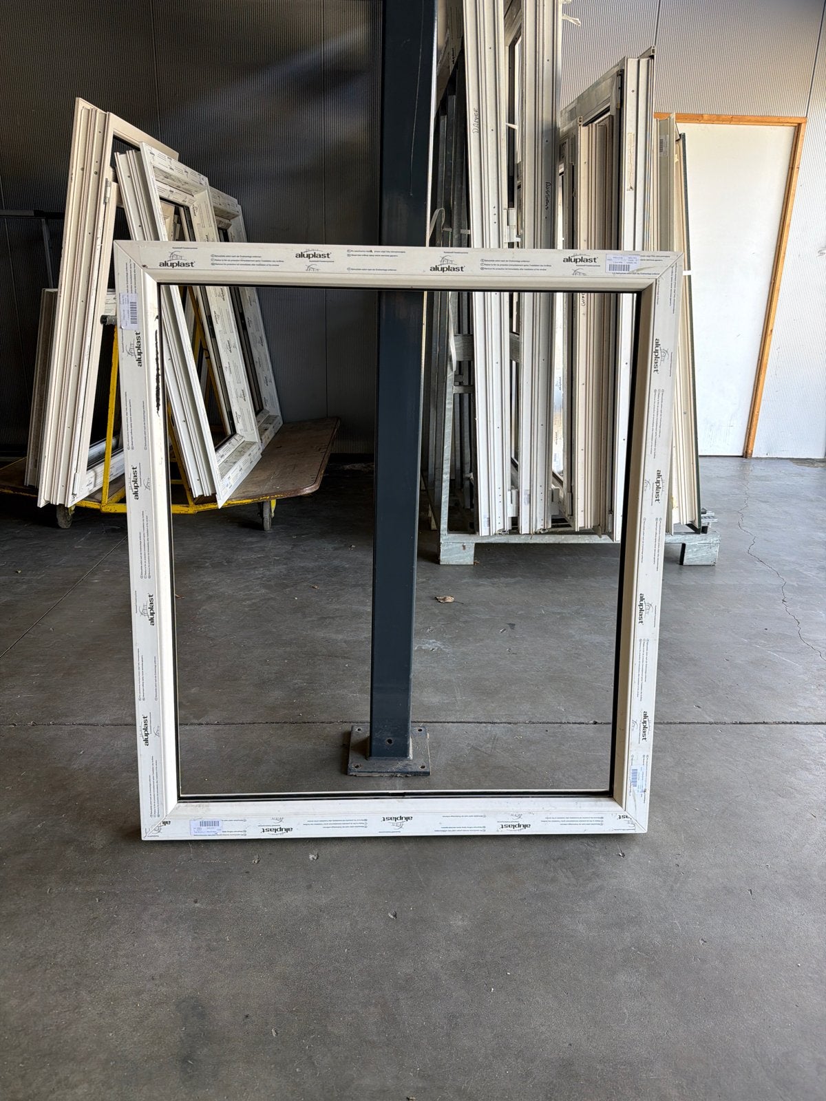 Wit kunststof kozijn Aluplast 1191x1070mm, Ophalen of Verzenden, Nieuw, Gevelraam of Ruit, 80 tot 120 cm