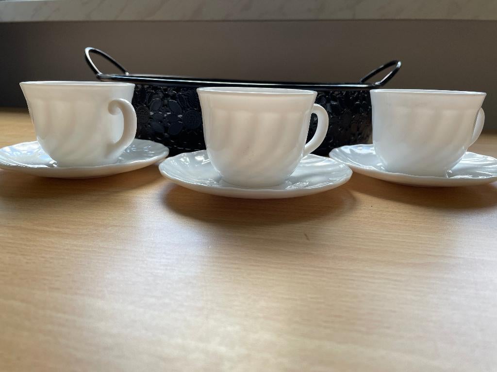 KOP en SCHOTEL ACROPAL wit opaline glas VINTAGE high tea, Huis en Inrichting, Keuken | Servies, Ophalen, Overige materialen, Zo goed als nieuw