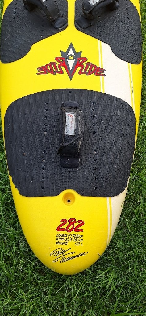 F2 Ride - Peter Thommen 282 met giek/mast/zeil, Watersport en Boten, Windsurfen, 250 tot 300 cm, Gebruikt, 5 tot 6.5 m², F2