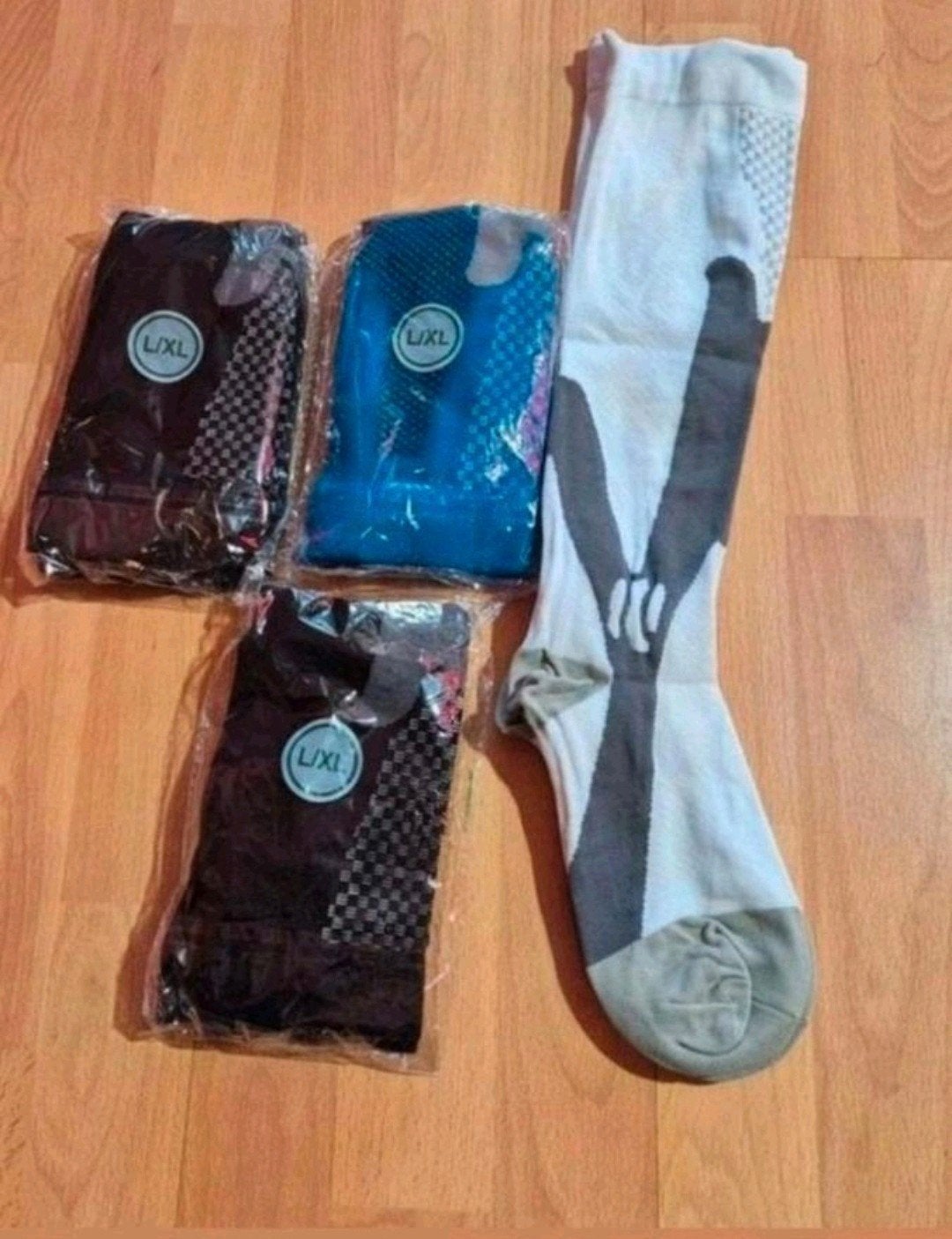 Nieuwe compressiekousen, maat L/XL (37-41). Per paar., Kleding | Dames, Wit, Nieuw, Ophalen of Verzenden, Maat 42/44 (L)