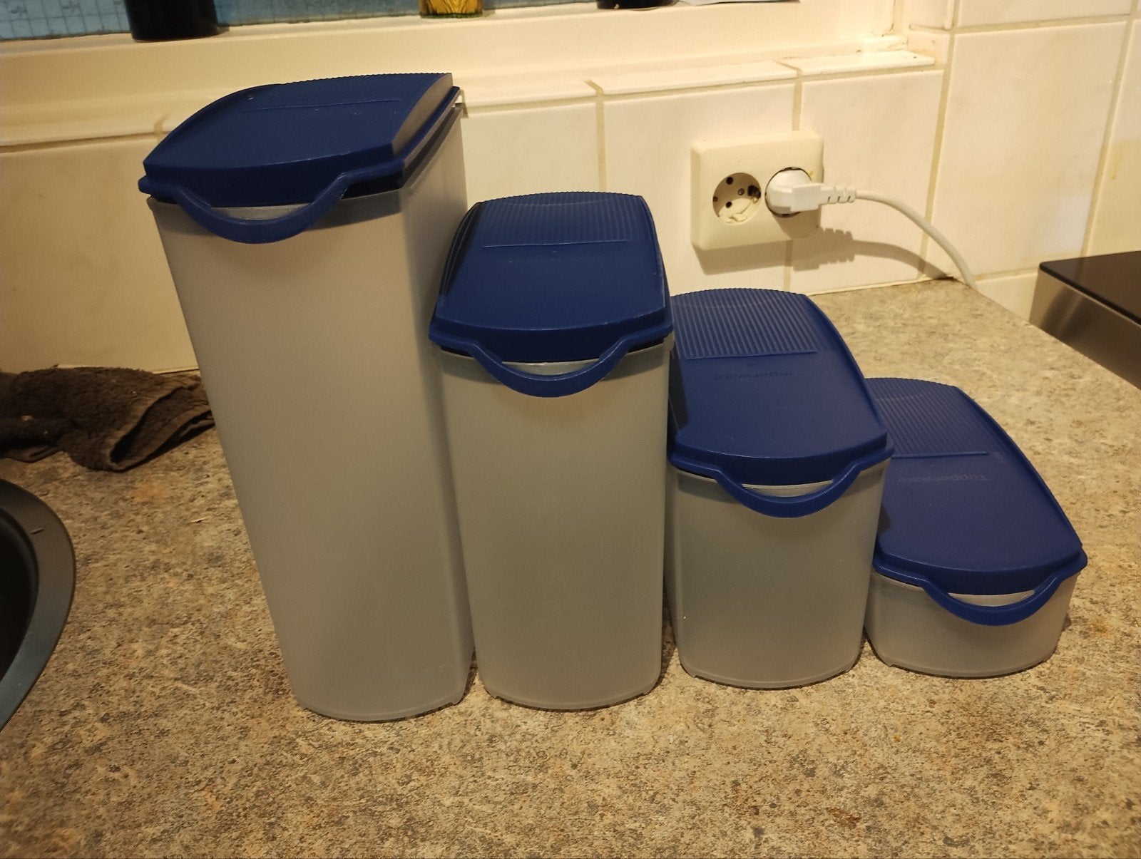 set Tupperware ruimtespaarders met klepdeksel, Ophalen of Verzenden, Overige typen