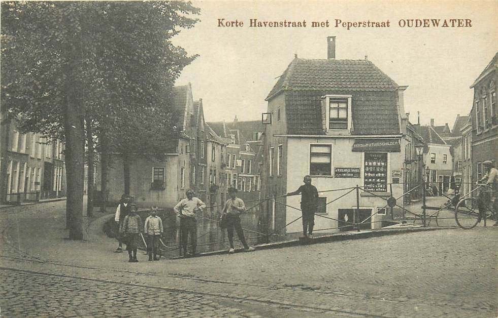 304-038-049 Oudewater Korte Havenstraat met Peperstraat, Verzenden, Voor 1920, Utrecht