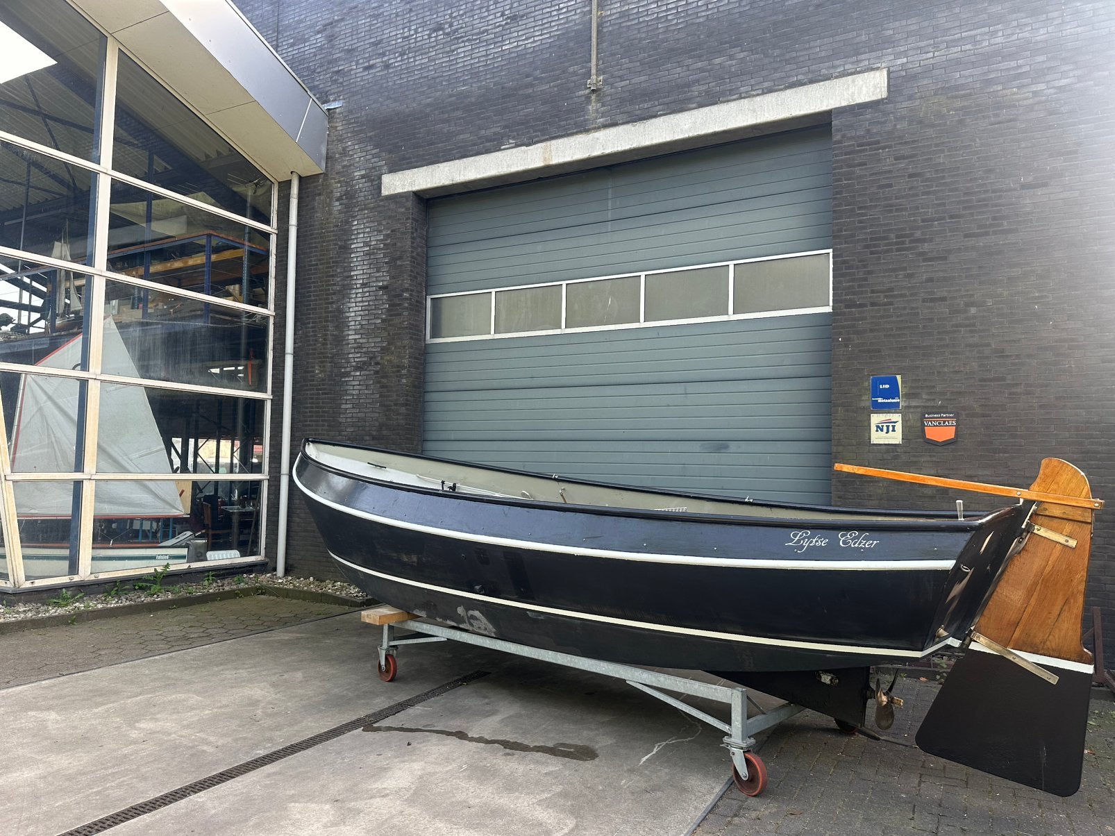 Prachtige blomvlet 650 inboard 3 cilinder betamarine diesel, Ophalen, Gebruikt, Blomvlet, Binnenboordmotor