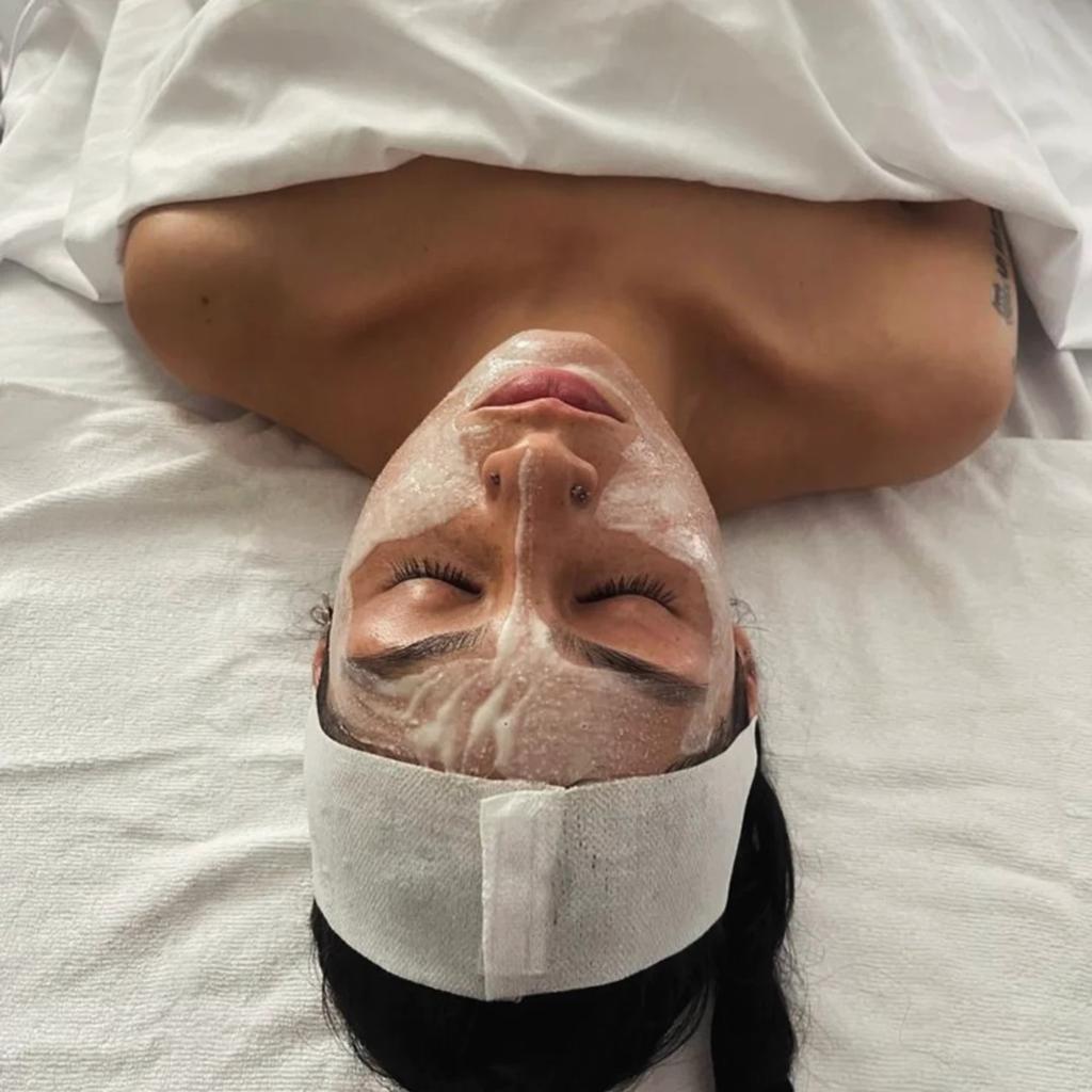 Massage & Gezichtsbehandeling allesvoor maar €60 – Castricum, Massage
