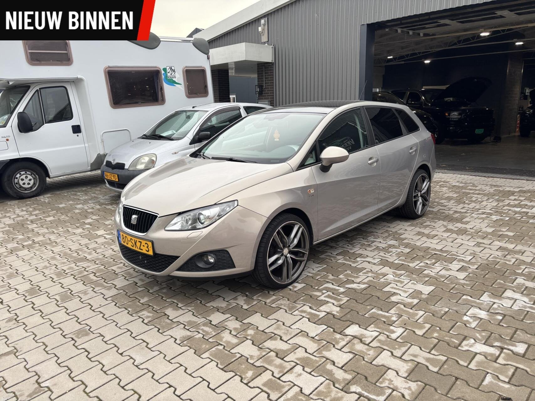 Seat Ibiza ST 1.2 TSI Sport AUTOMAAT Airco Cruise Leder Pano, Euro 5, Gebruikt, 19 km/l, Onderhoudsboekje
