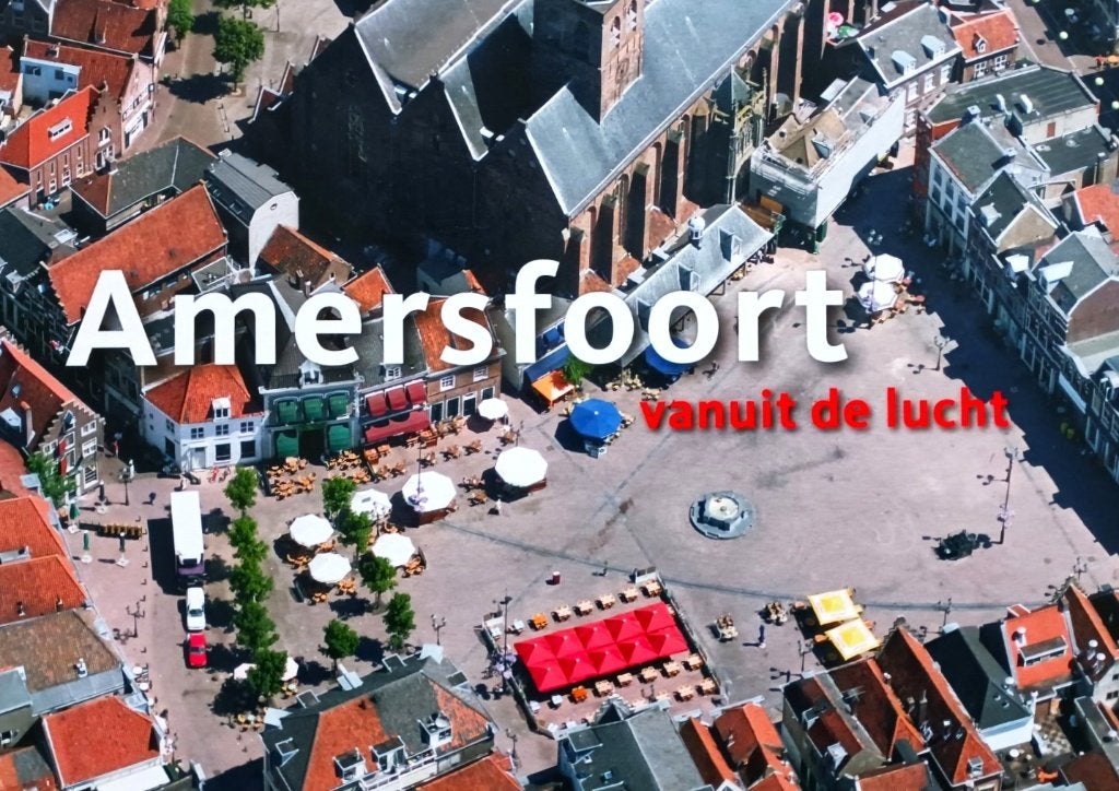 Amersfoort Vanuit de Lucht - Cor v. d. Braber 9789068684384, 20e eeuw of later, Ophalen of Verzenden, Zo goed als nieuw, Cor van den Braber & Burchard Elias