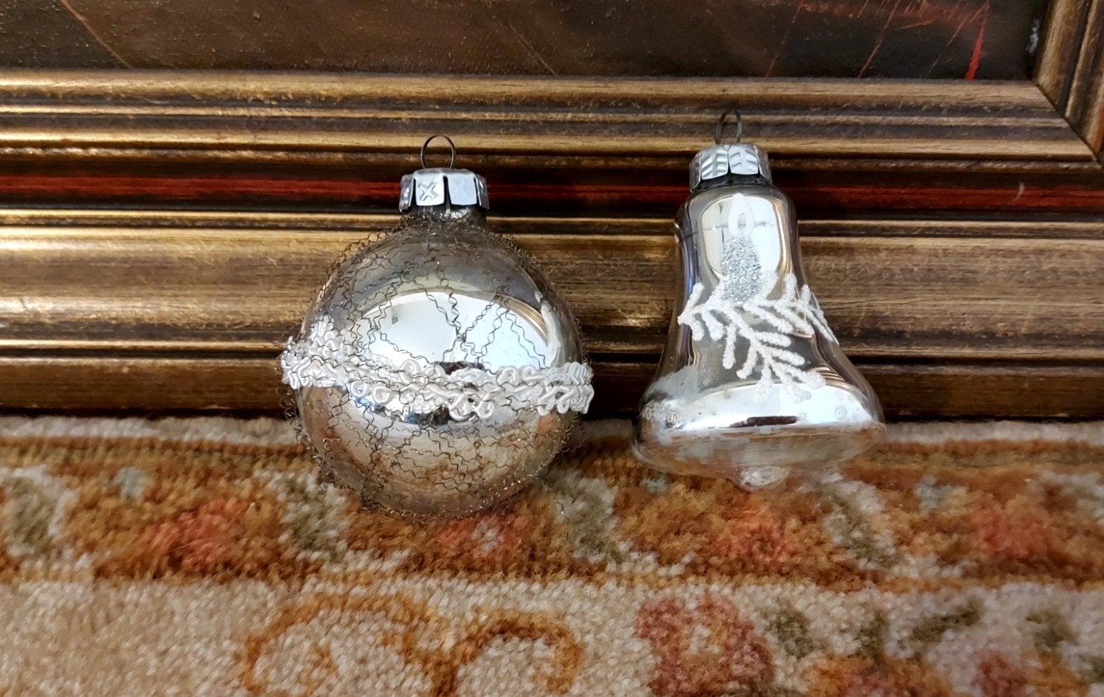2 Mooie oude tinsel kerstballen, Diversen, Ophalen