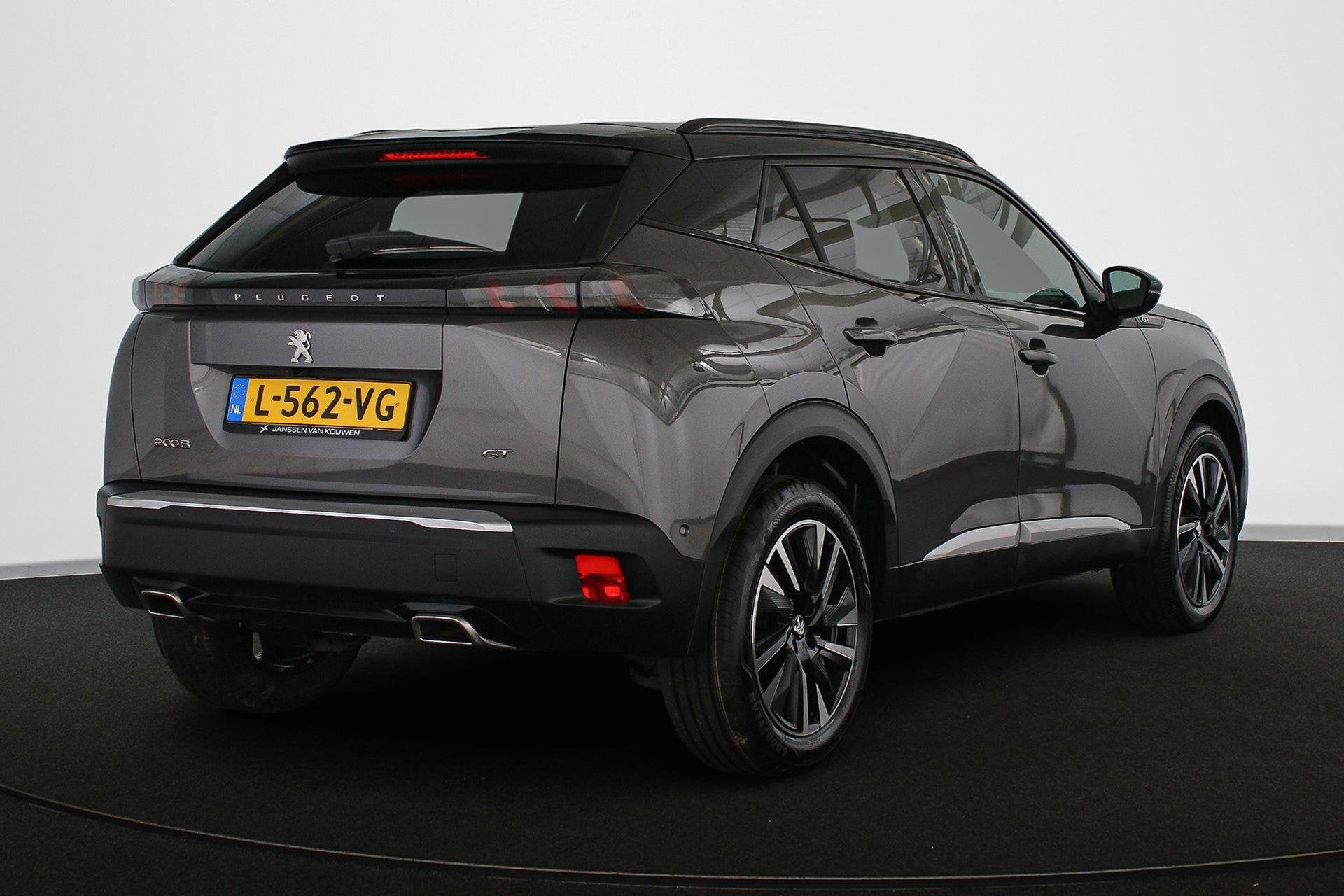 Peugeot 2008 1.2 PureTech GT Pack Stoelverwarming Keyless Ac, Auto's, Voorwielaandrijving, Gebruikt, Euro 6, 1199 cc