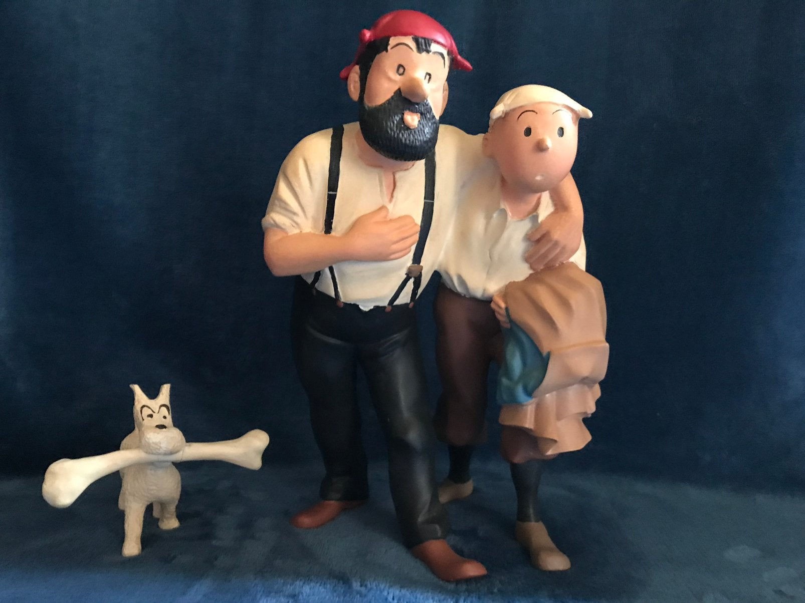Prachtig beeld van Kuifje, Haddock en Bobby in woestijn, Verzamelen, Ophalen of Verzenden