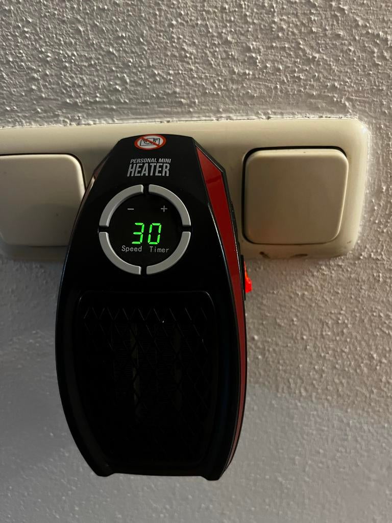 Compacte Persoonlijke Mini Kachel - Plug-in Verwarming, Doe-het-zelf en Verbouw, Verwarming en Radiatoren, Zo goed als nieuw, Kachel