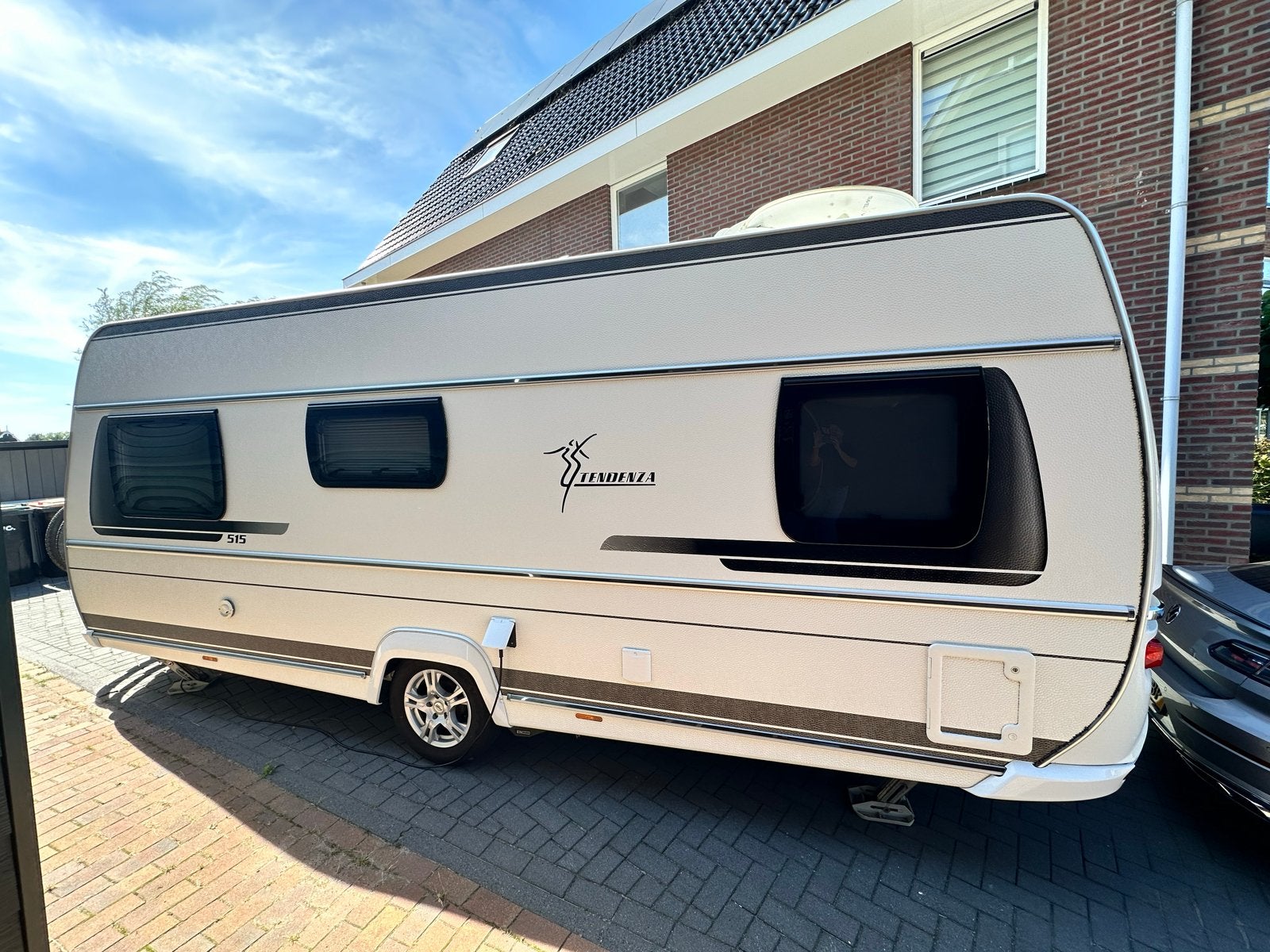 Fendt Tendenza 515  SF Luxe caravan met diverse accessoires, Vast bed, Rondzit, Particulier, Fendt