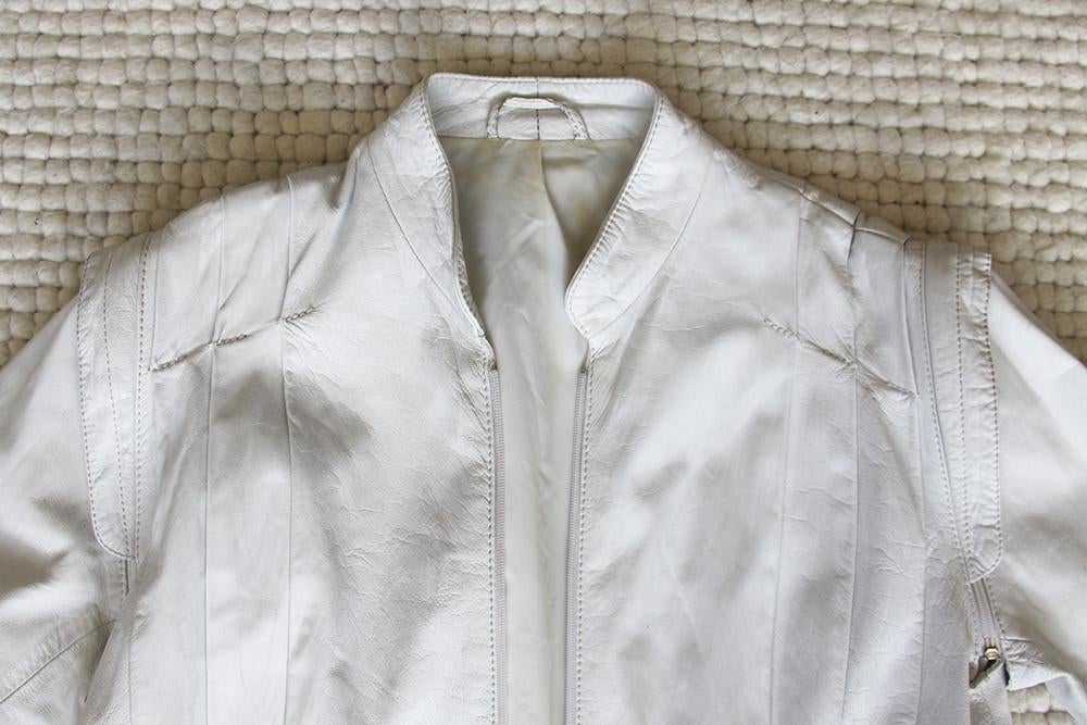 Exclusieve Wit Leren Jas (L) € 75,-, Kleding | Dames, Beige, Maat 42/44 (L), Ophalen of Verzenden, Zo goed als nieuw