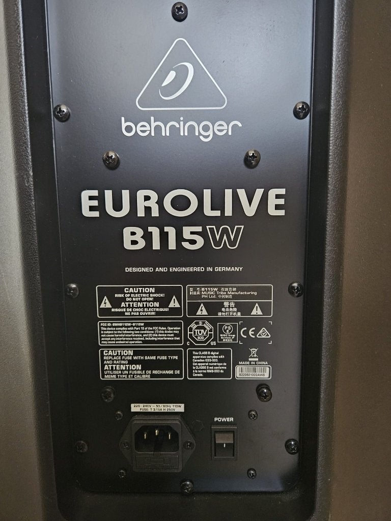 luidspreker Behringer B115W, Ophalen, Zo goed als nieuw, 120 watt of meer, Overige merken