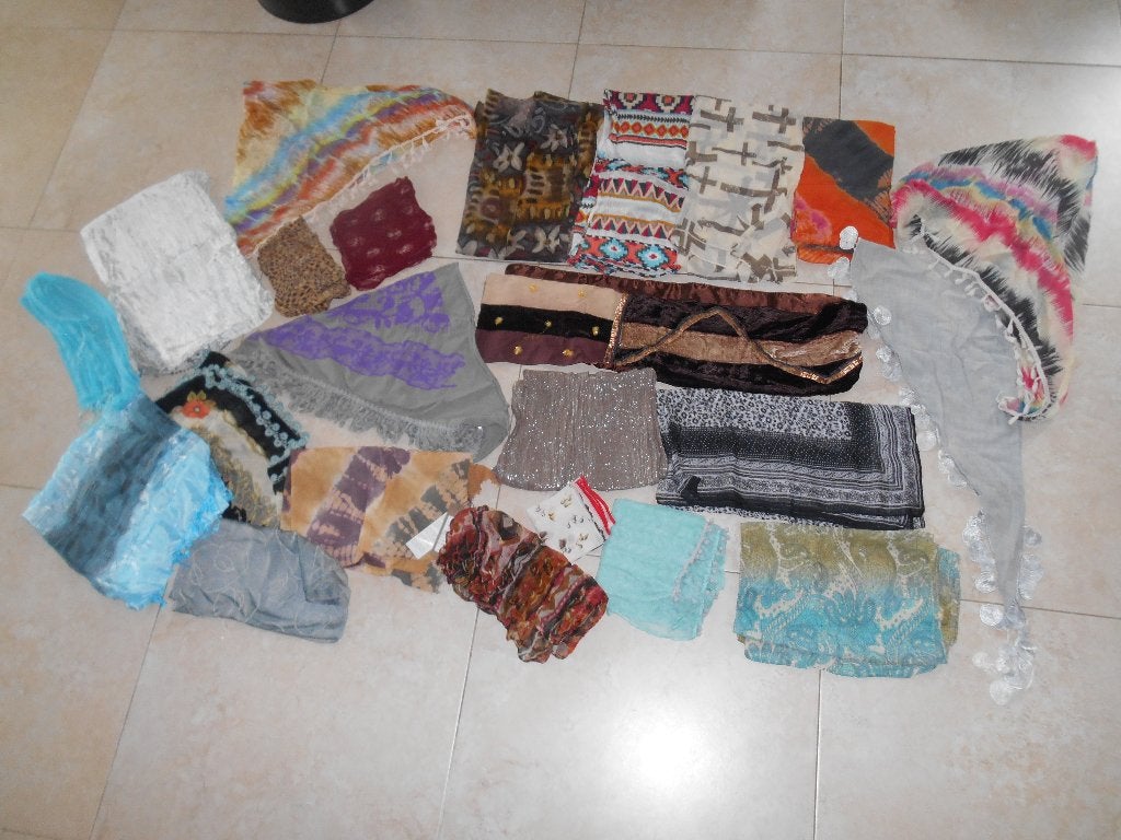 Heel veel sjaals Div kleuren Glitter etc., Ophalen of Verzenden, Nieuw, Maat 38/40 (M), Sjaal