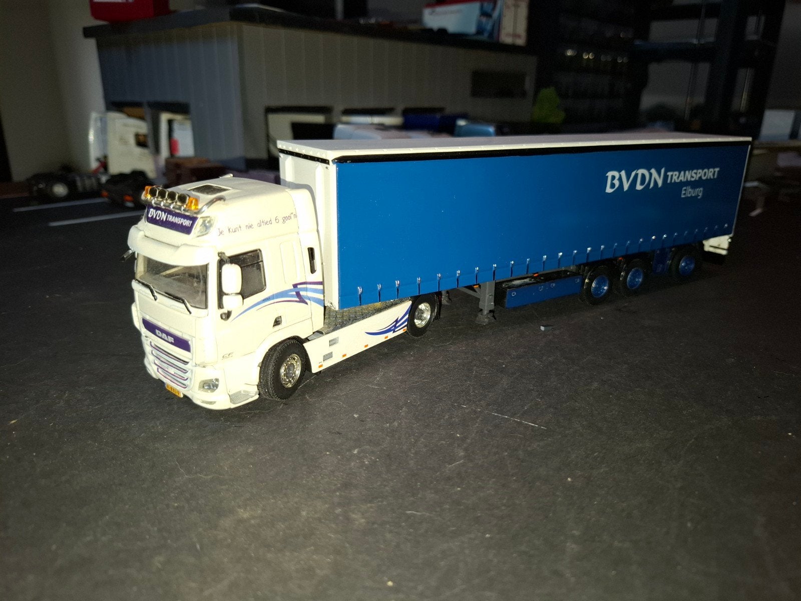 Daf cf bvdn, Hobby en Vrije tijd, Modelauto's | 1:50, Ophalen of Verzenden, Zo goed als nieuw, Bus of Vrachtwagen, Wsi