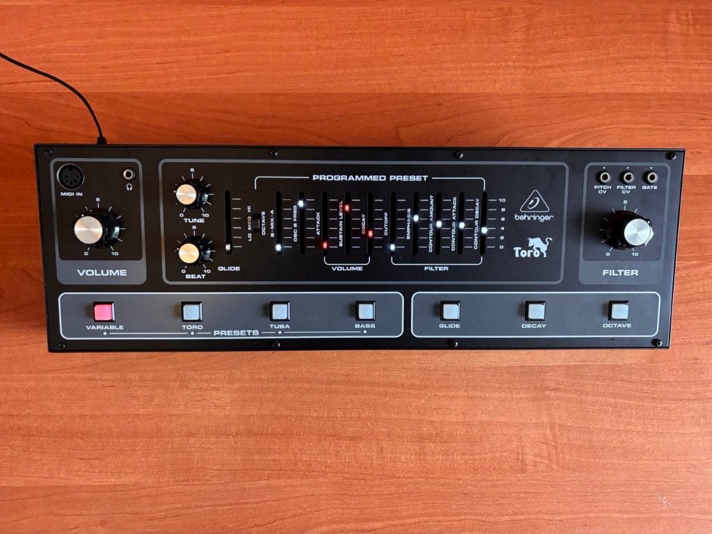 Behringer Toro synthesizer module, Overige merken, Zo goed als nieuw, Met midi-aansluiting, Overige aantallen