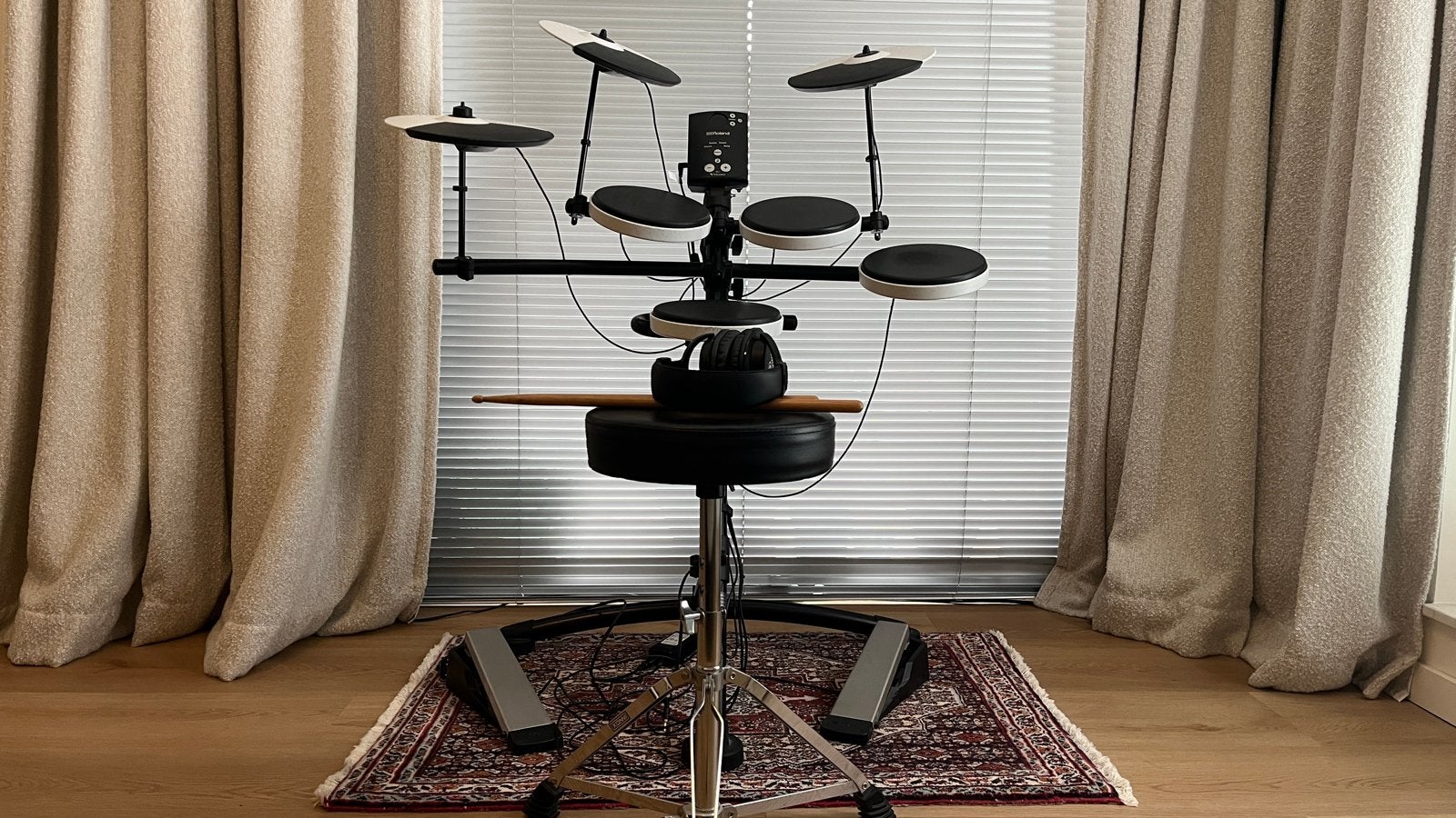 Roland TD-1K V-Drums elektronisch drumstel met telefoonkabel, Ophalen, Zo goed als nieuw, Roland, Elektronisch
