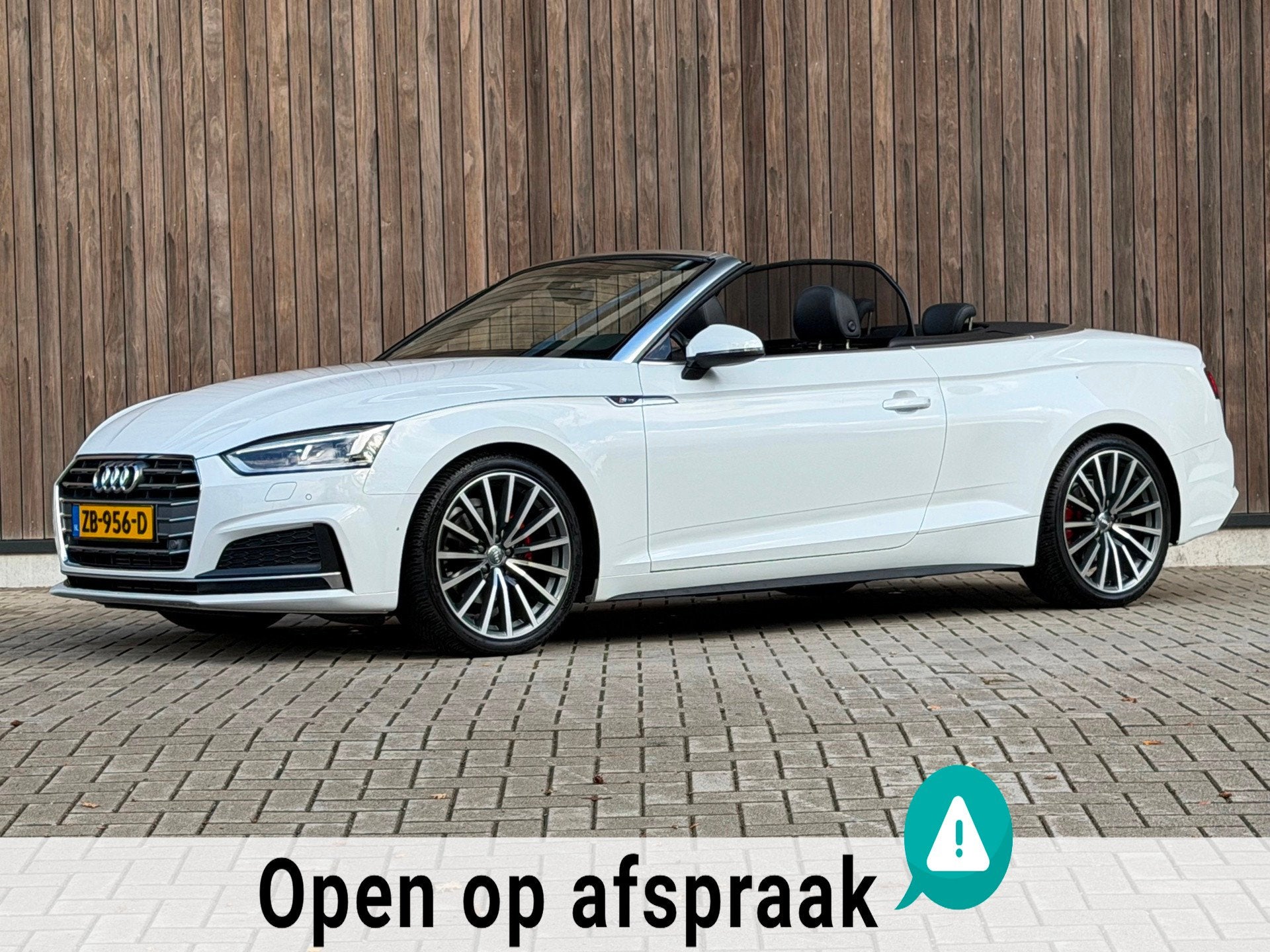 Audi A5 Cabriolet 40 TFSI Sport S Line Edition / 3x S-line /, Auto's, Dealer onderhouden, Gebruikt, 4 stoelen, Wit