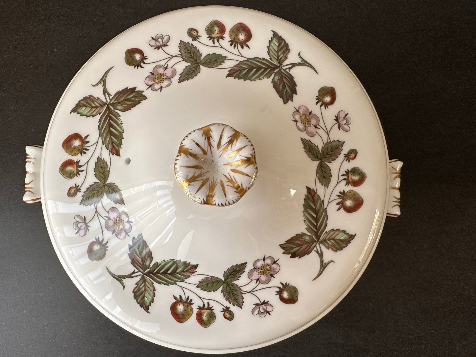 Wedgwood Bone China Strawberry Hill dekschaal, Ophalen of Verzenden