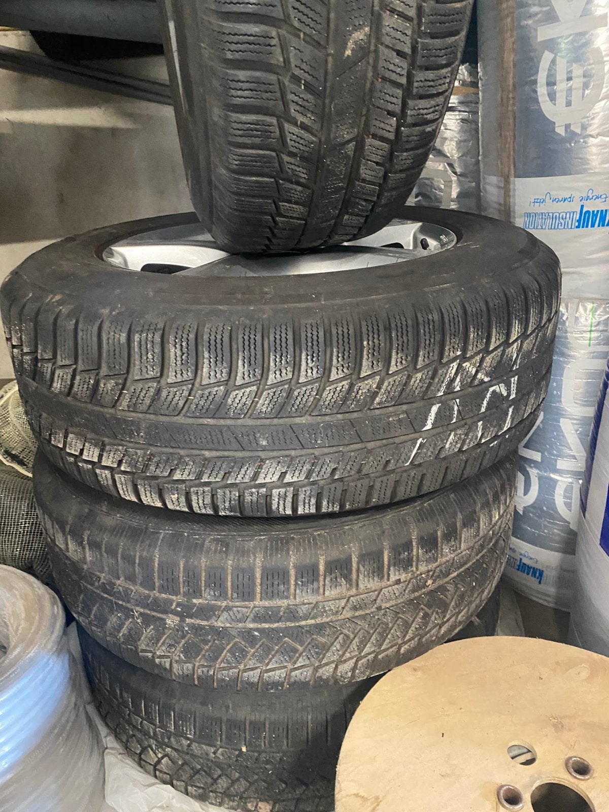 Winter banden, 17 inch, 235 mm, Band(en), Winterbanden