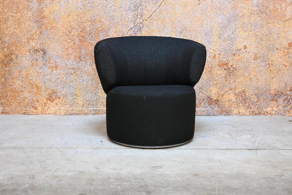 Als NIEUW! zwarte stoffen Rolf Benz 684 design draaifauteuil