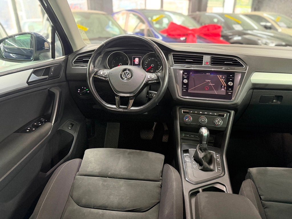Volkswagen Tiguan 1.4 TSI ACT Highline Business R Pano, Auto's, Volkswagen, Euro 6, 4 cilinders, 150 pk, Blauw