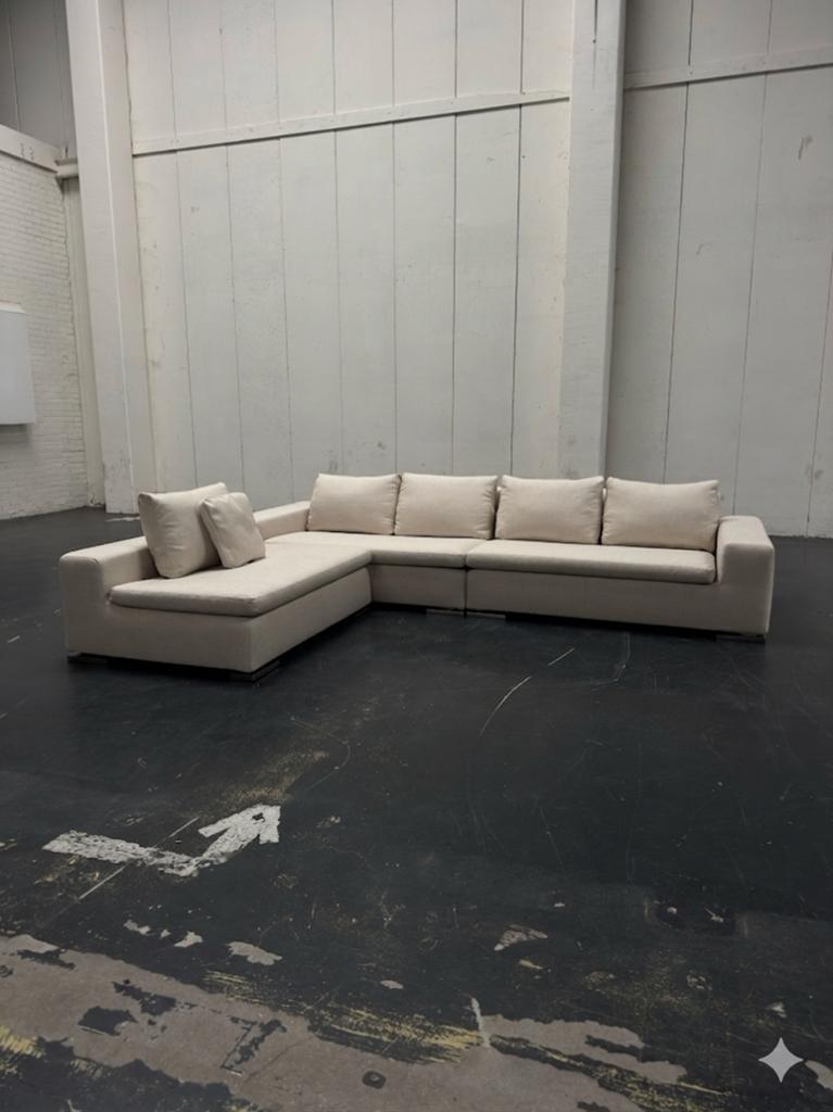 Minotti Moore Nieuwstaat, Huis en Inrichting, Banken | Bankstellen, Ophalen of Verzenden, Zo goed als nieuw, Vierpersoons of meer