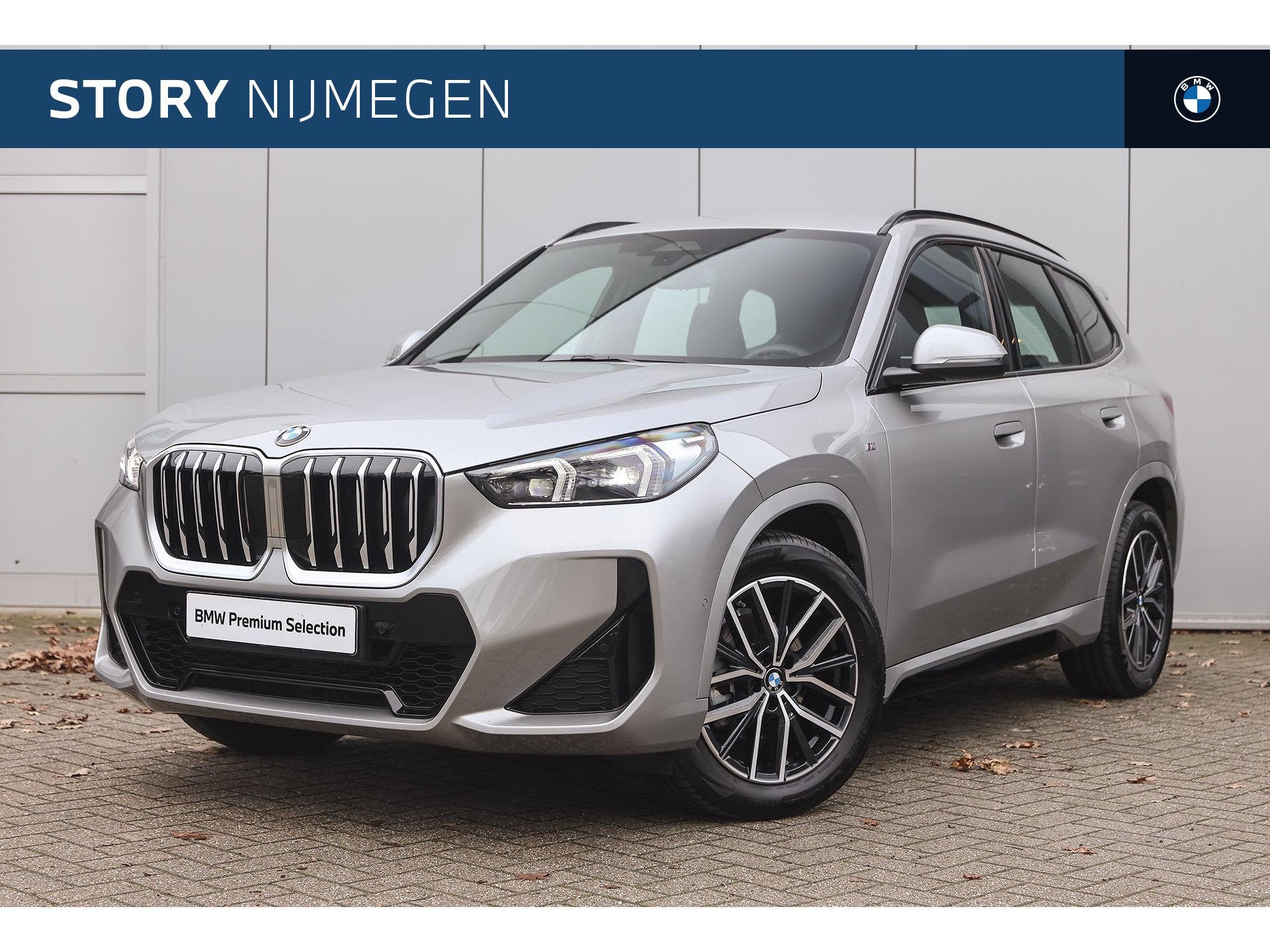 BMW X1 sDrive18i M Sport Automaat / Sportstoelen / Adaptieve, Auto's, BMW, 136 pk, Gebruikt, Met garantie (alle), Bedrijf