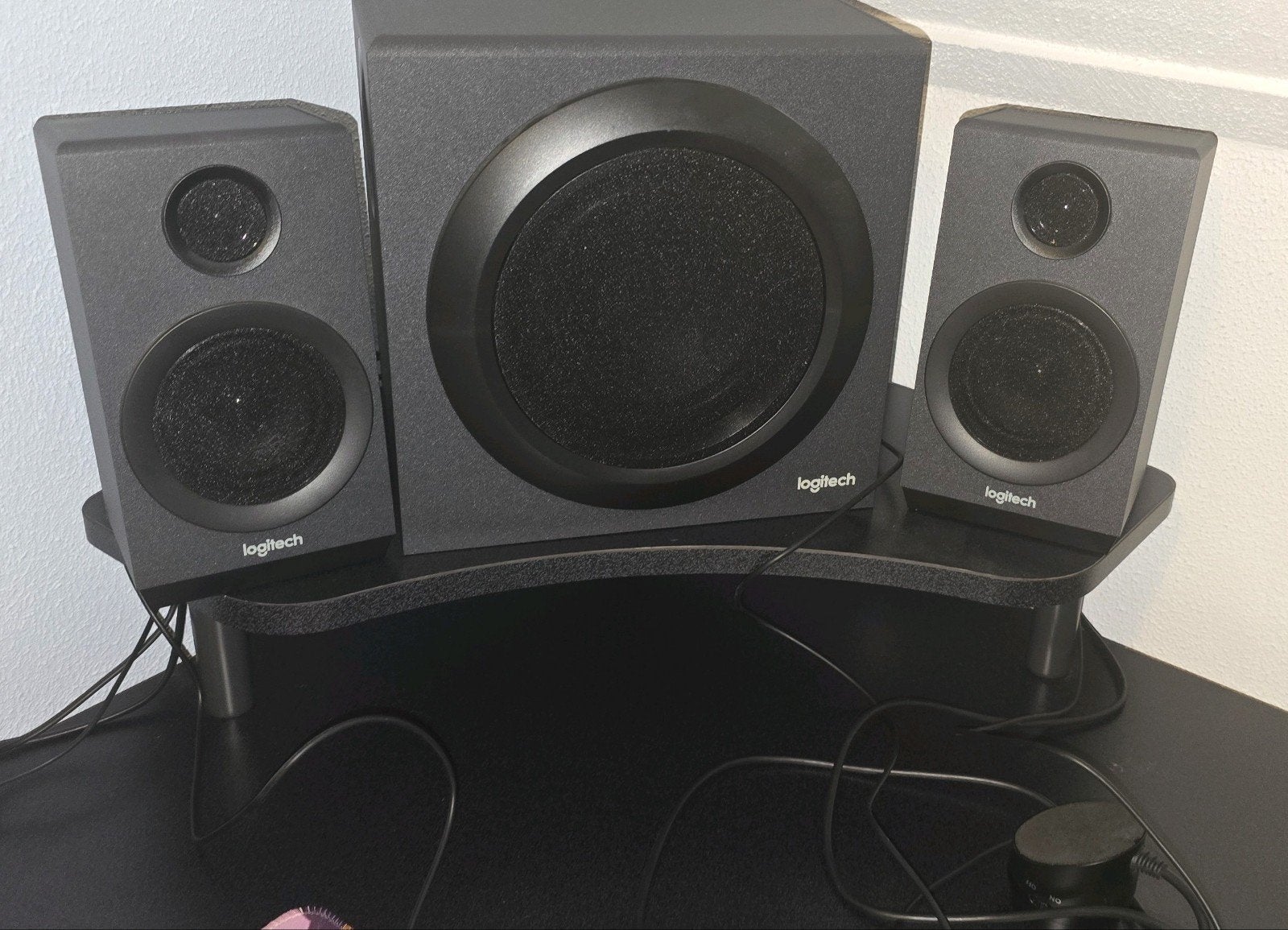 Logitech 2.1 Speakerset met Subwoofer, Ophalen, Logitech, Speakerset, Zo goed als nieuw