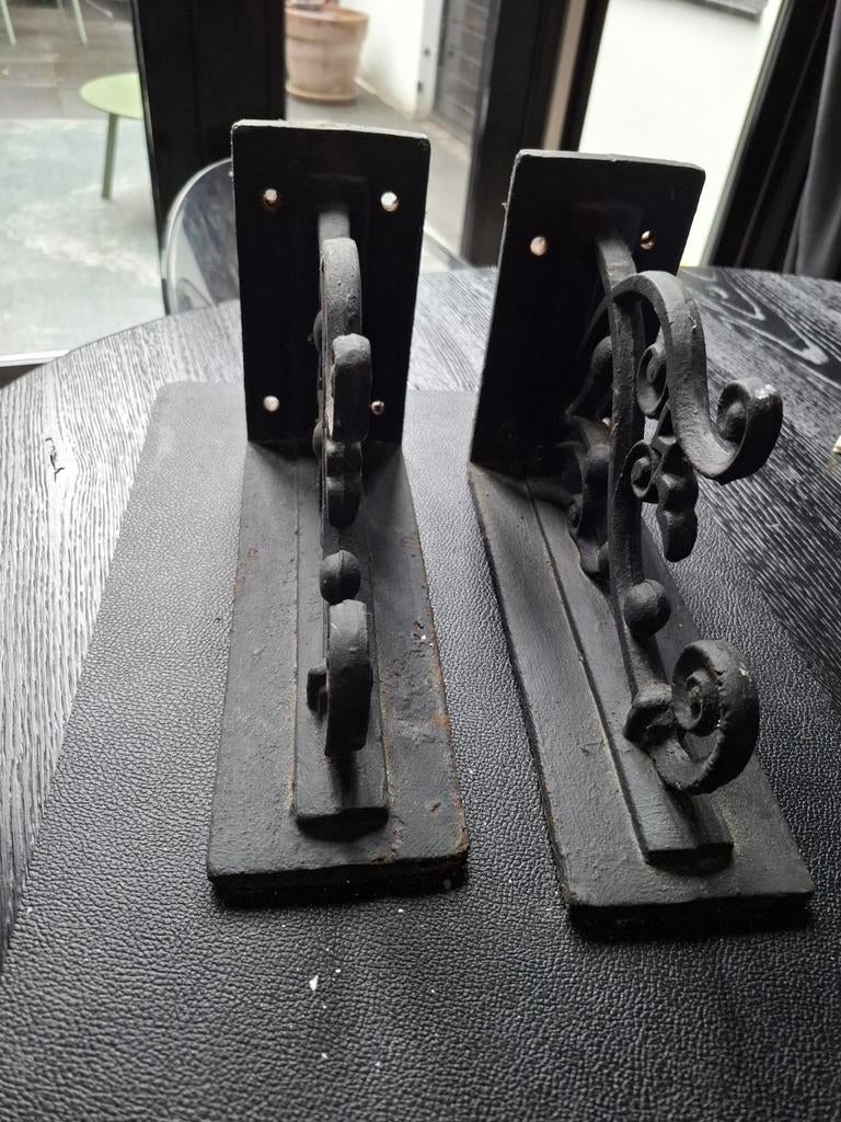 Set van 2 decoratieve gietijzeren plankdragers, Ophalen of Verzenden