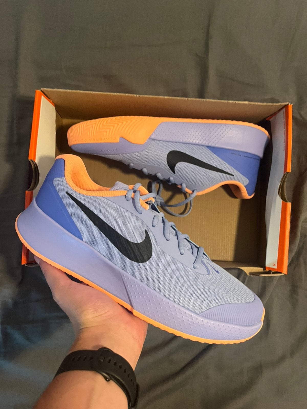 Nike Vapor Lite 3 Clay - Maat 43, Sport en Fitness, Tennis, Nike, L00, Schoenen, Nieuw