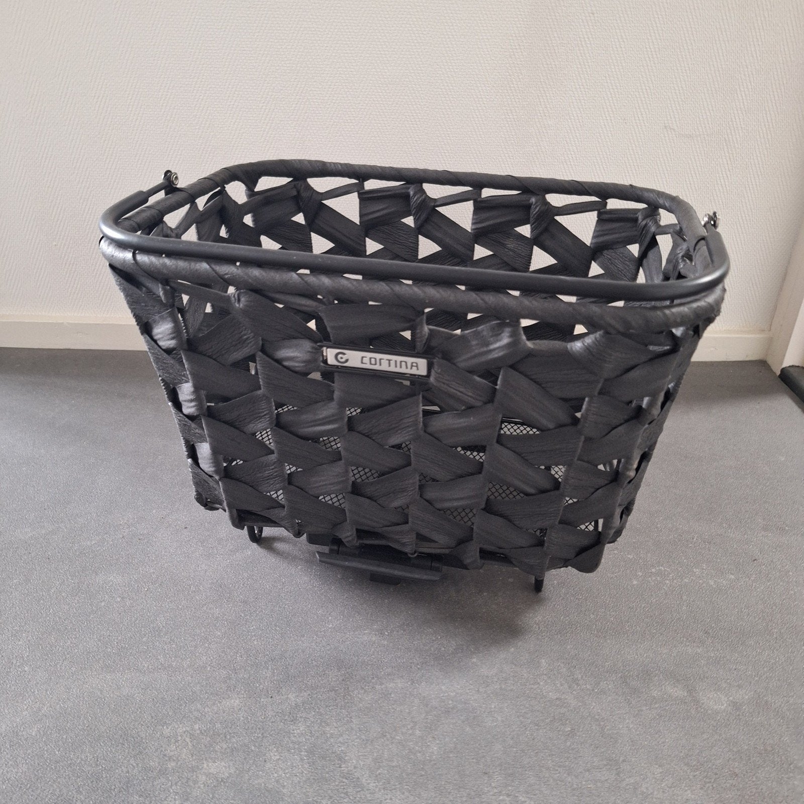 Cortina Mand Saigon AVS Zwart - Zo goed als nieuw, Ophalen, Zo goed als nieuw, Fietsmand, Cortina