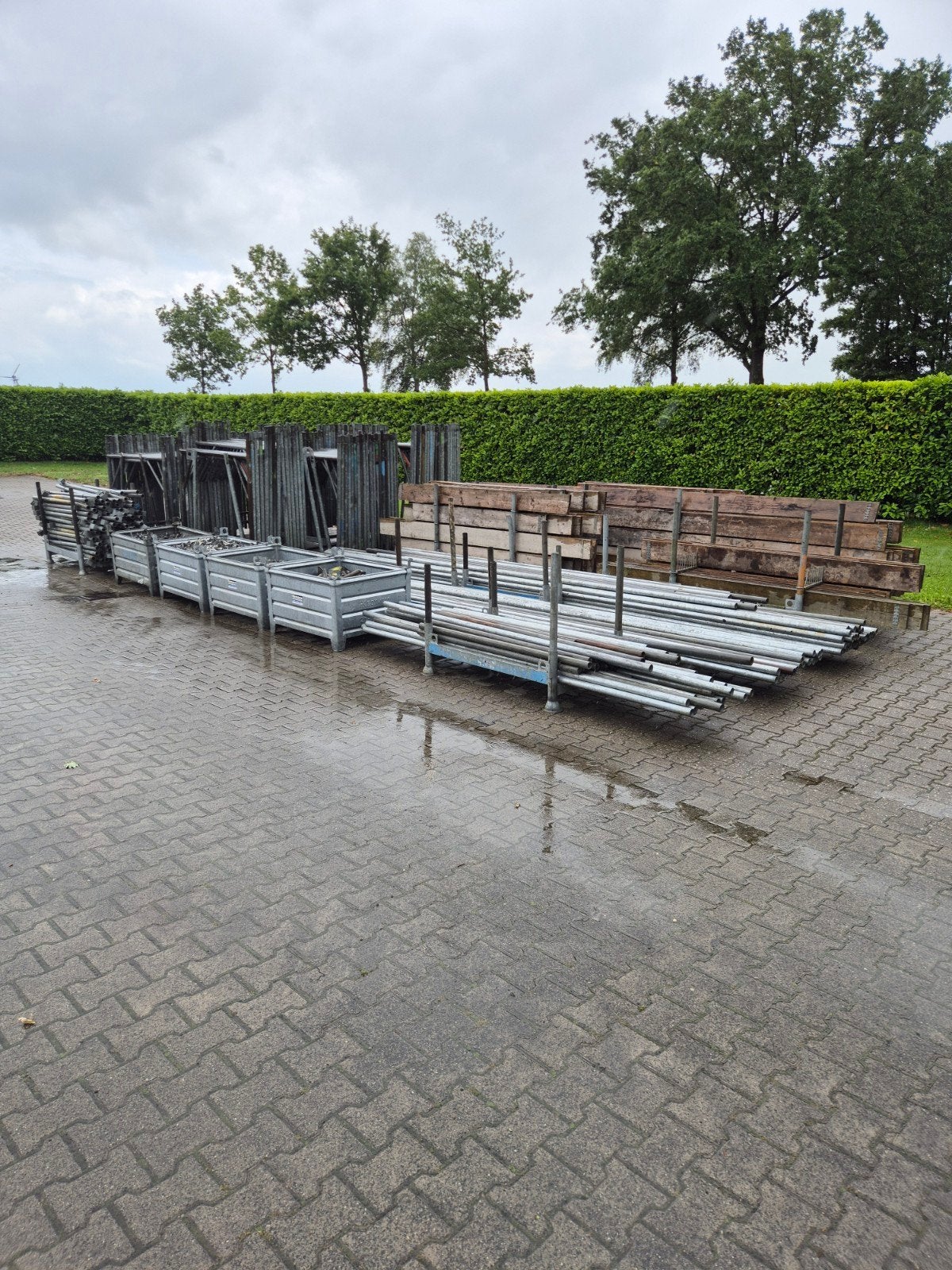 Grote complete Gevelsteiger te Koop (H-jukken buizen klemmen, Doe-het-zelf en Verbouw, Steigers, Ophalen of Verzenden, Gebruikt