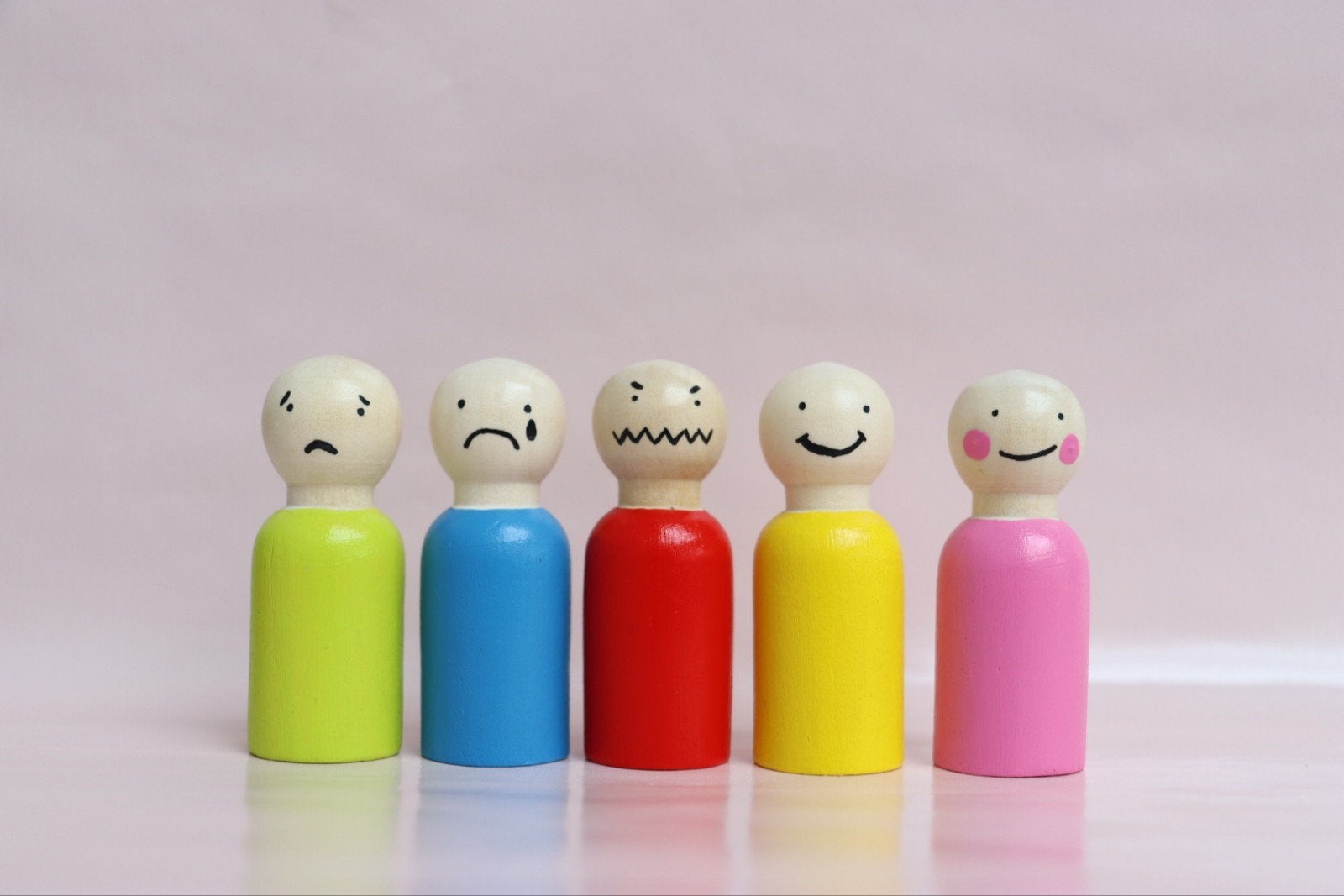 Emotie peg dolls seizoenstafel klas leren, Ophalen of Verzenden, Nieuw
