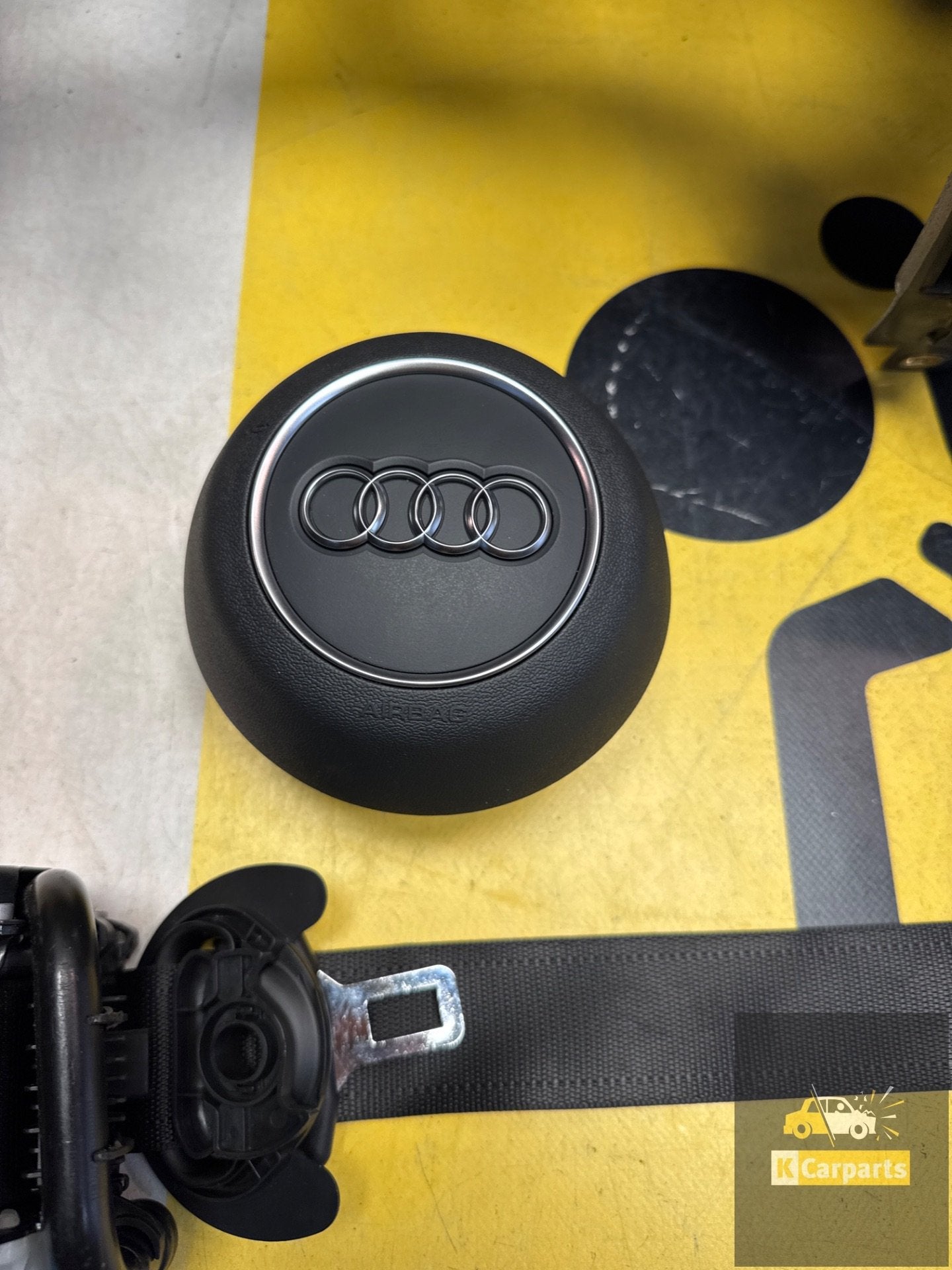 Audi A3 8V Facelift Compleet Dashboard set 2013-19 origineel, Info@fabrikant.eu, Fabrikantstraat 1
1000 AA  Amsterdam, NL, Fabrikant BV