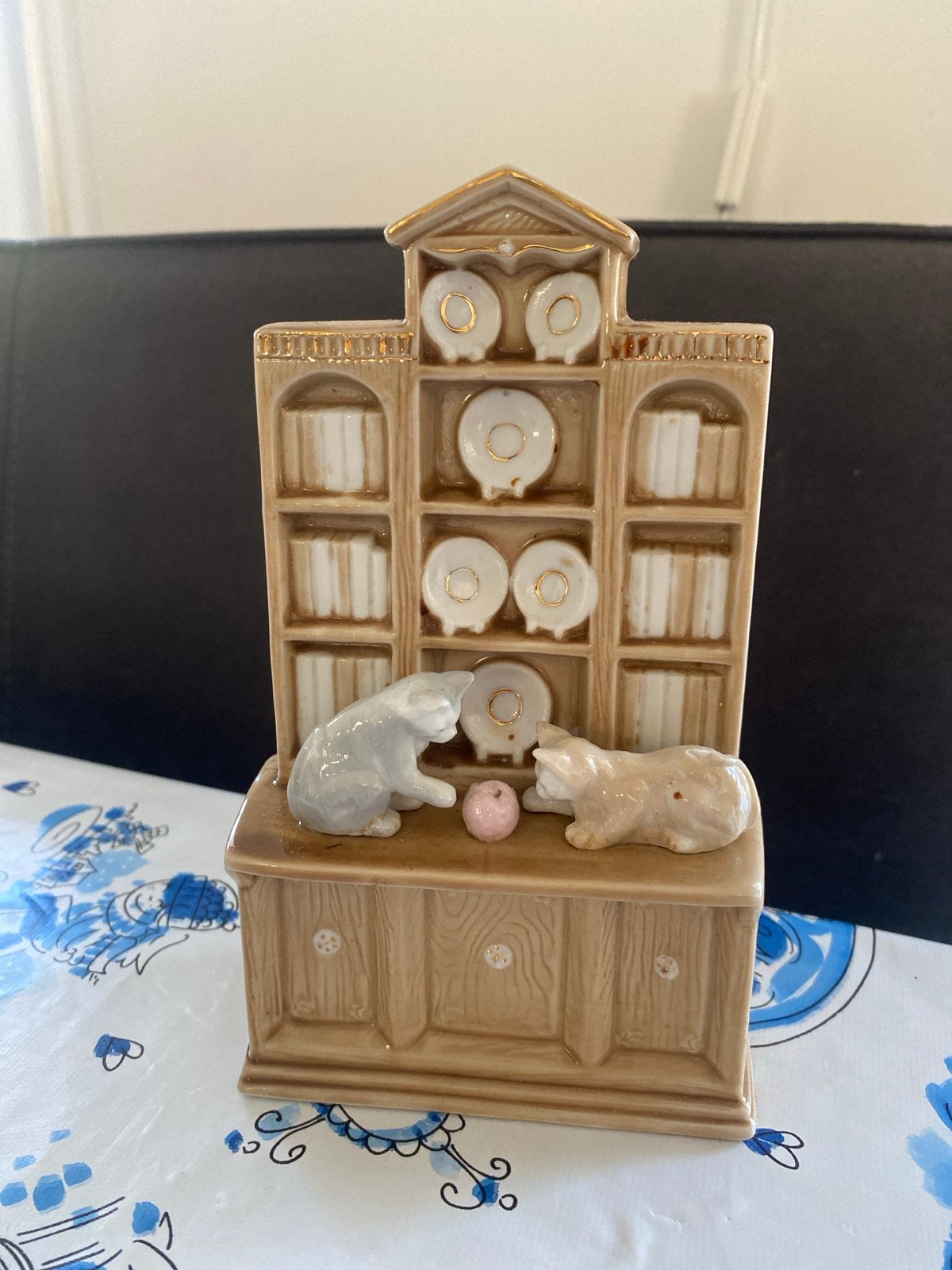 Vintage Katten Boekenkast Beeldje - Decoratief Keramiek, Ophalen of Verzenden