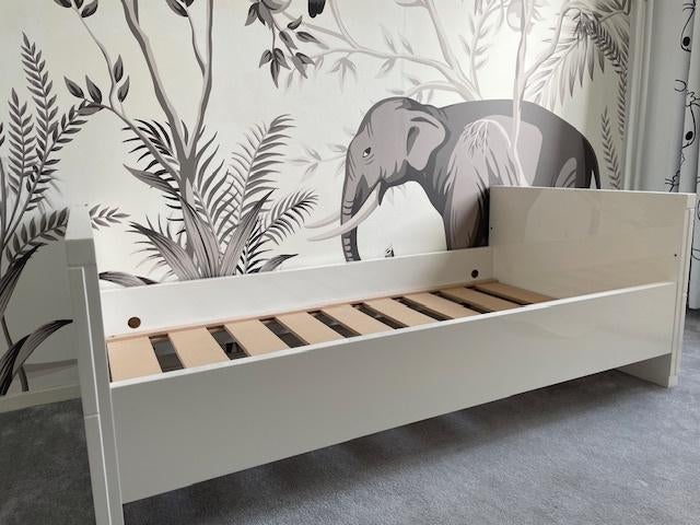 Commode en Meegroeibed, Ophalen, Zo goed als nieuw, Jongetje of Meisje