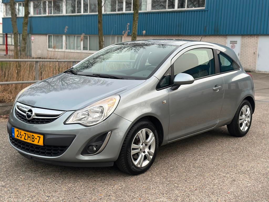 Opel Corsa 1.2 EcoFlex Anniversay Edition LPG!2012!Airco!PDC, Voorwielaandrijving, Euro 5, Gebruikt, 4 cilinders