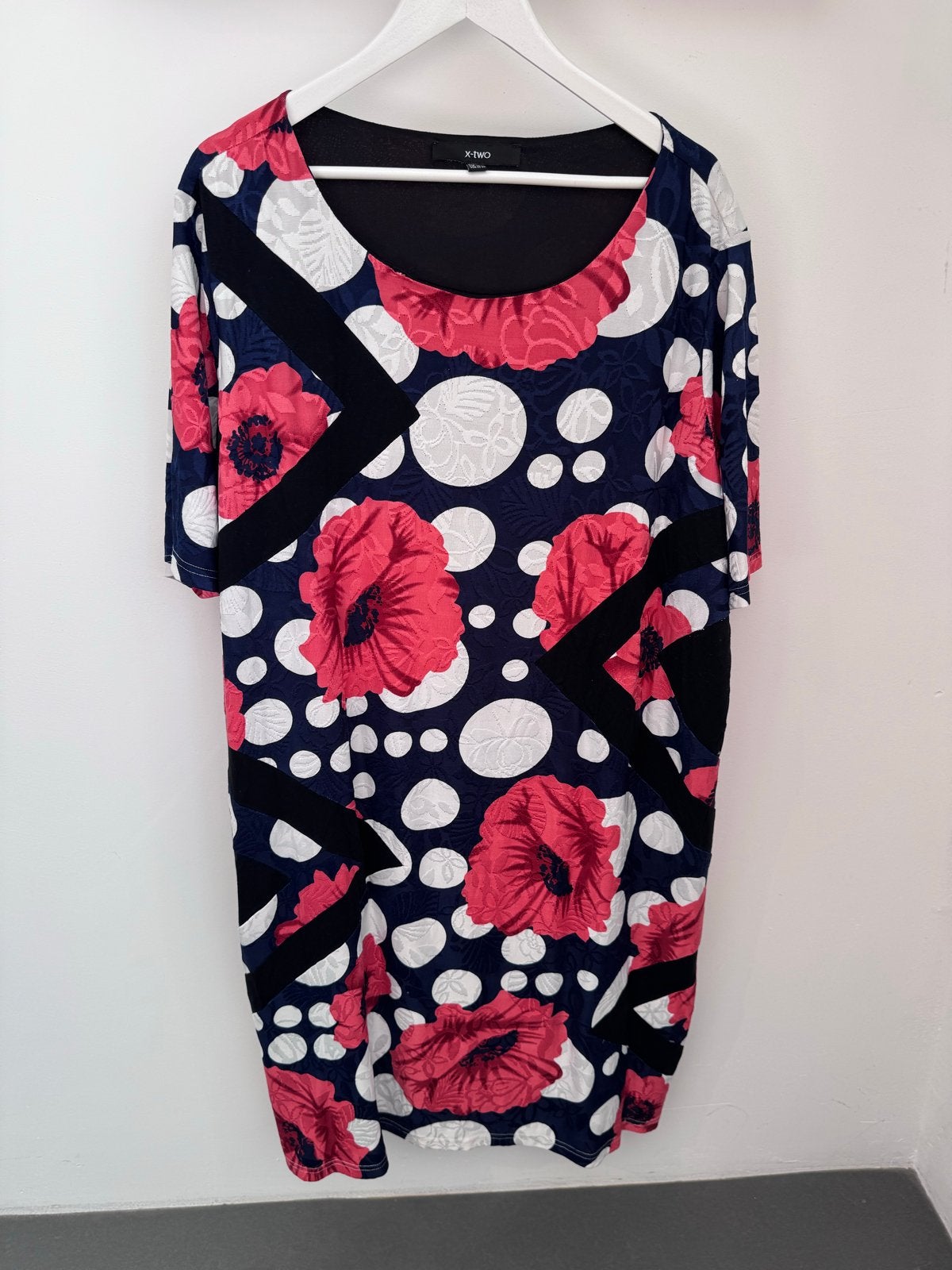 X-Two Jurk met Bloemenprint en Stippen Maat 54-56, Meerkleurig, Maat 46/48 (XL) of groter, Ophalen of Verzenden, Zo goed als nieuw