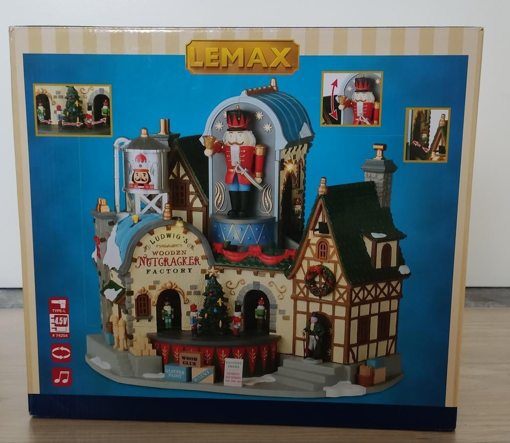 Lemax ludwig's wooden nutcracker factory, nieuw., Diversen, Kerst, Ophalen of Verzenden, Nieuw