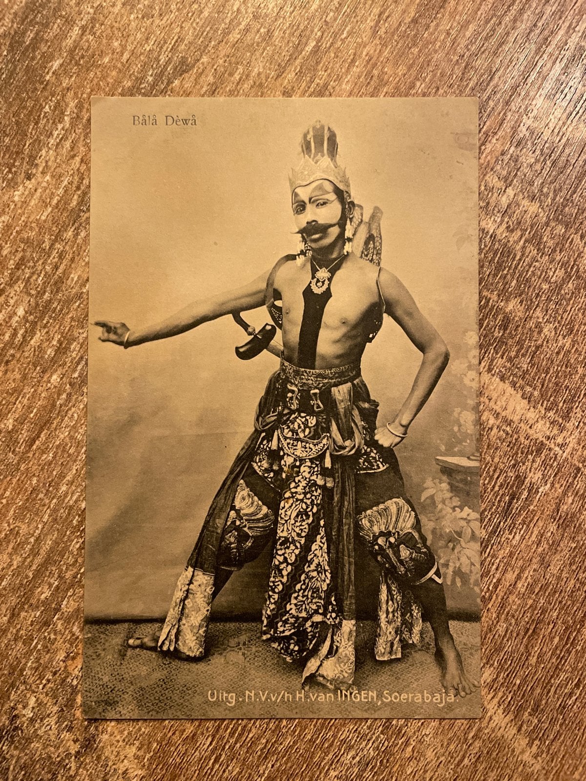 Oude ansichtkaart Bâlâ Dêwâ, Soerabaja (voor 1920), Ophalen of Verzenden, Ongelopen, Buiten Europa