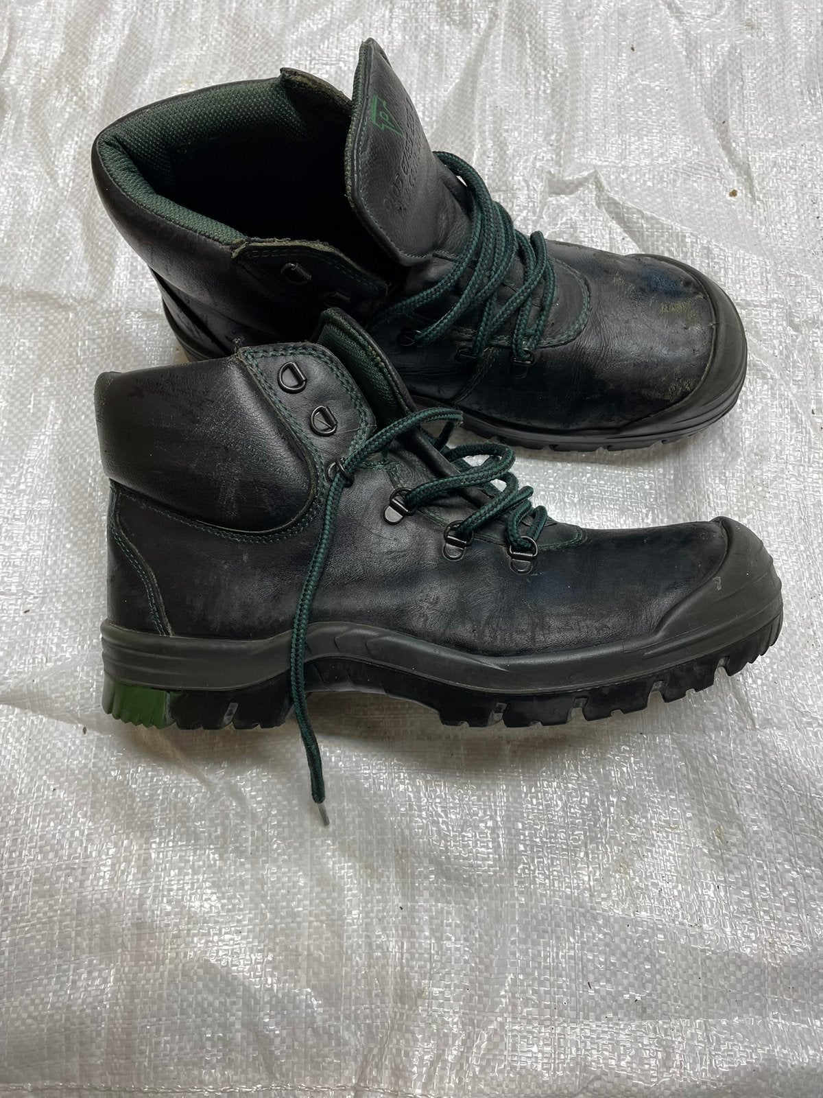 Bata werkschoenen maat 45, Ophalen, Gebruikt