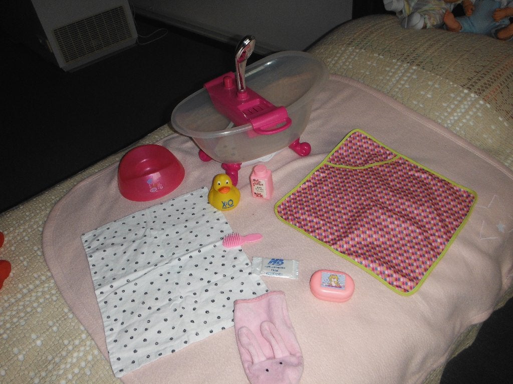 baby born bad met licht en geluid + acc, Ophalen, Zo goed als nieuw, Babypop