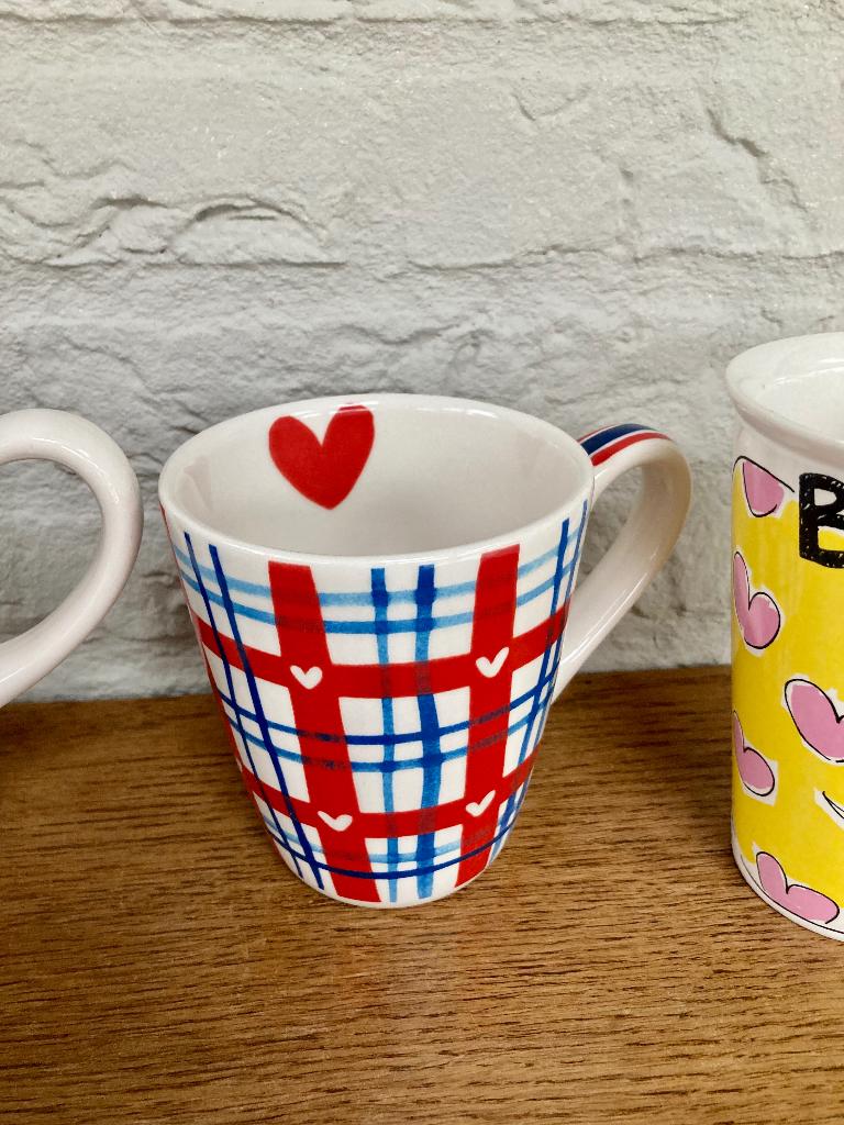 Blond Amsterdam: 11 koffie-theemokken.  Z.g.a.n., Huis en Inrichting, Keuken | Servies, Ophalen of Verzenden, Zo goed als nieuw