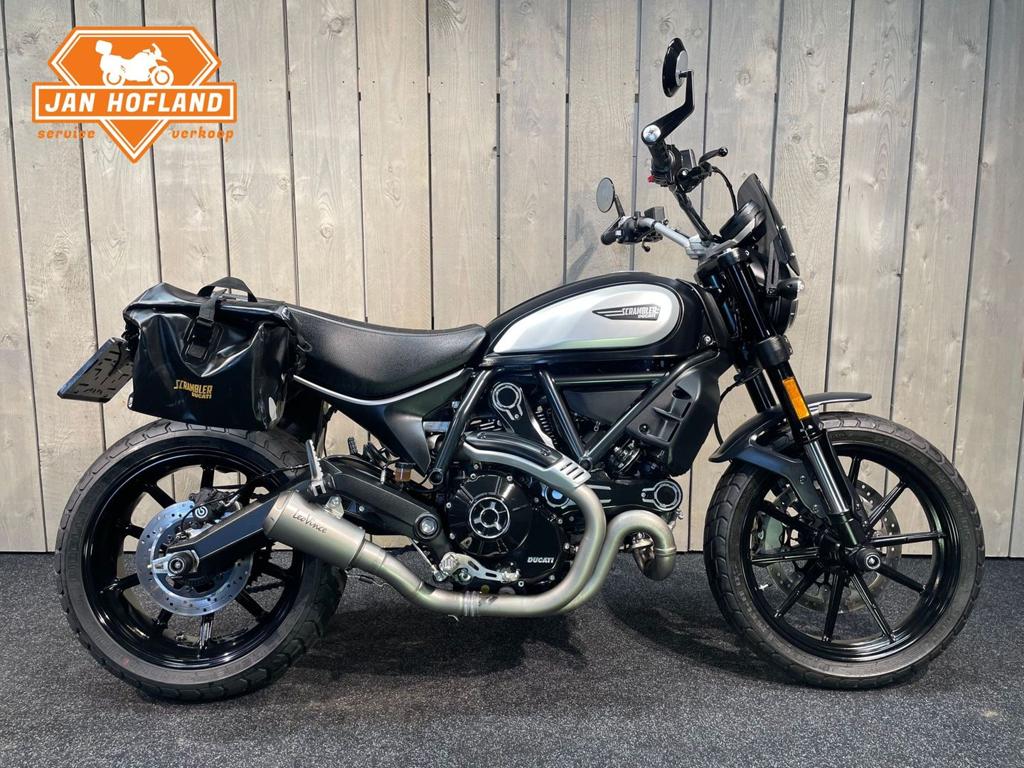 DUCATI SCRAMBLER ICON (bj 2021) 9,474 km, DUCATI, 2 cilinders, Motorrijbewijs A, Bedrijf