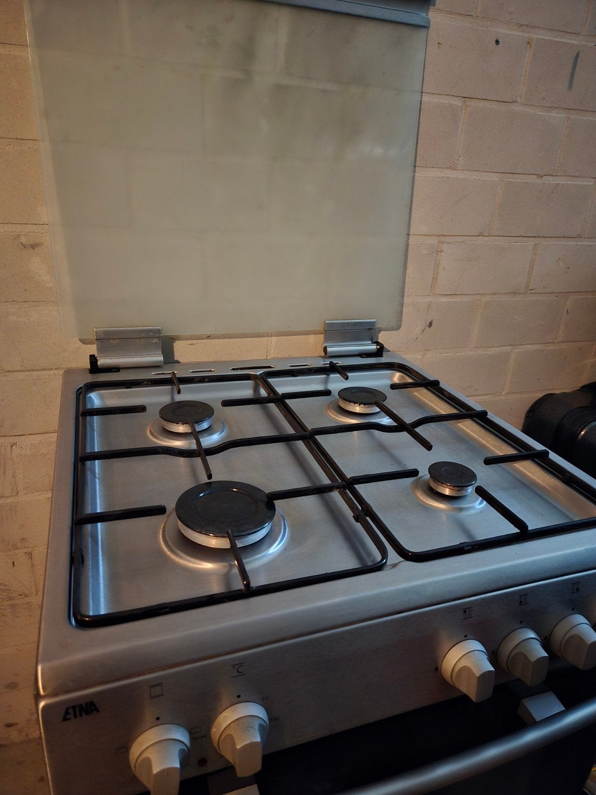 ETNA Gasfornuis met Oven, Witgoed en Apparatuur, Ophalen, 60 cm of meer, 4 kookzones, Zo goed als nieuw