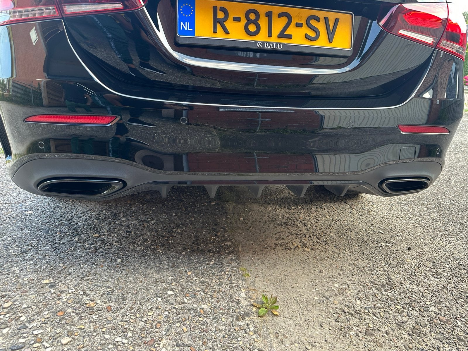 Foto 7 van Mercedes-Benz A-Klasse A 250 e 218pk 8G-DCT 2020 Zwart
