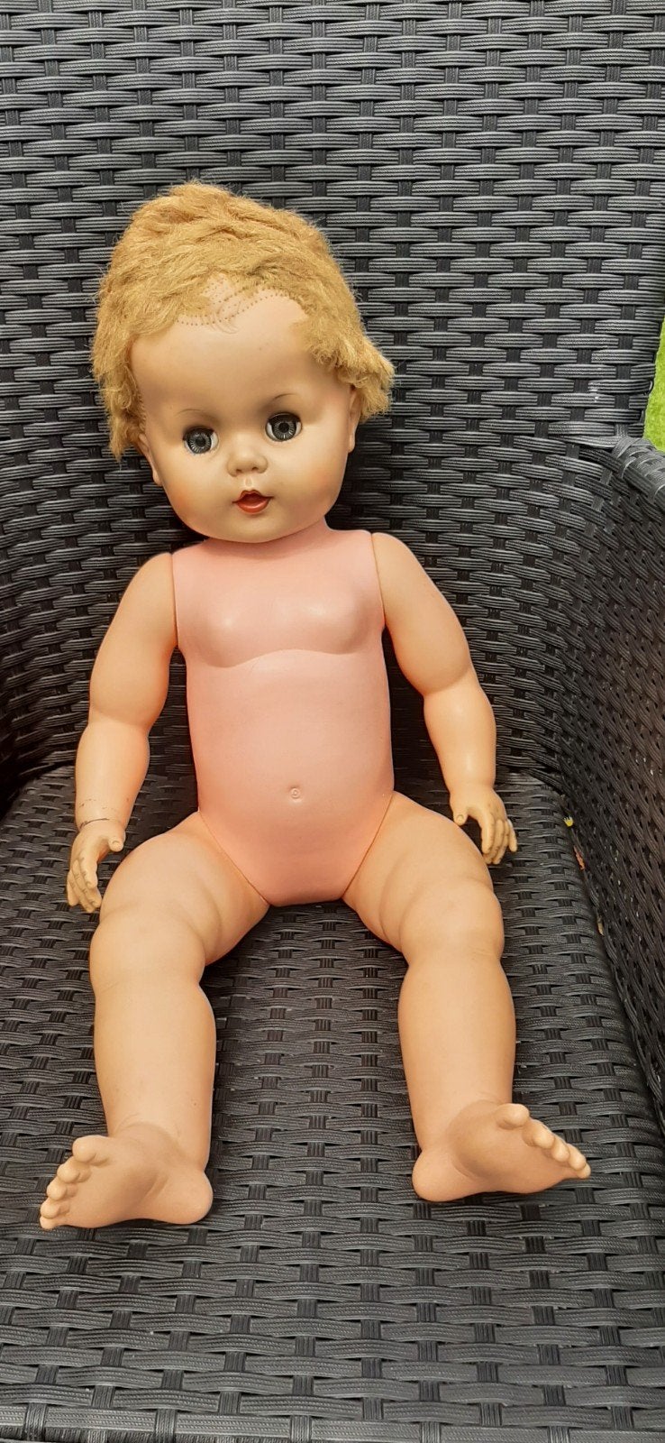 Oude pop met doopjurk - Vintage babypop met beschadigd haar, Ophalen